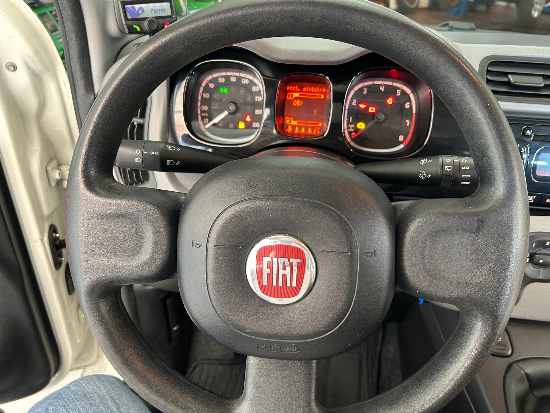 FIAT Panda 1.2 Lounge-image-7