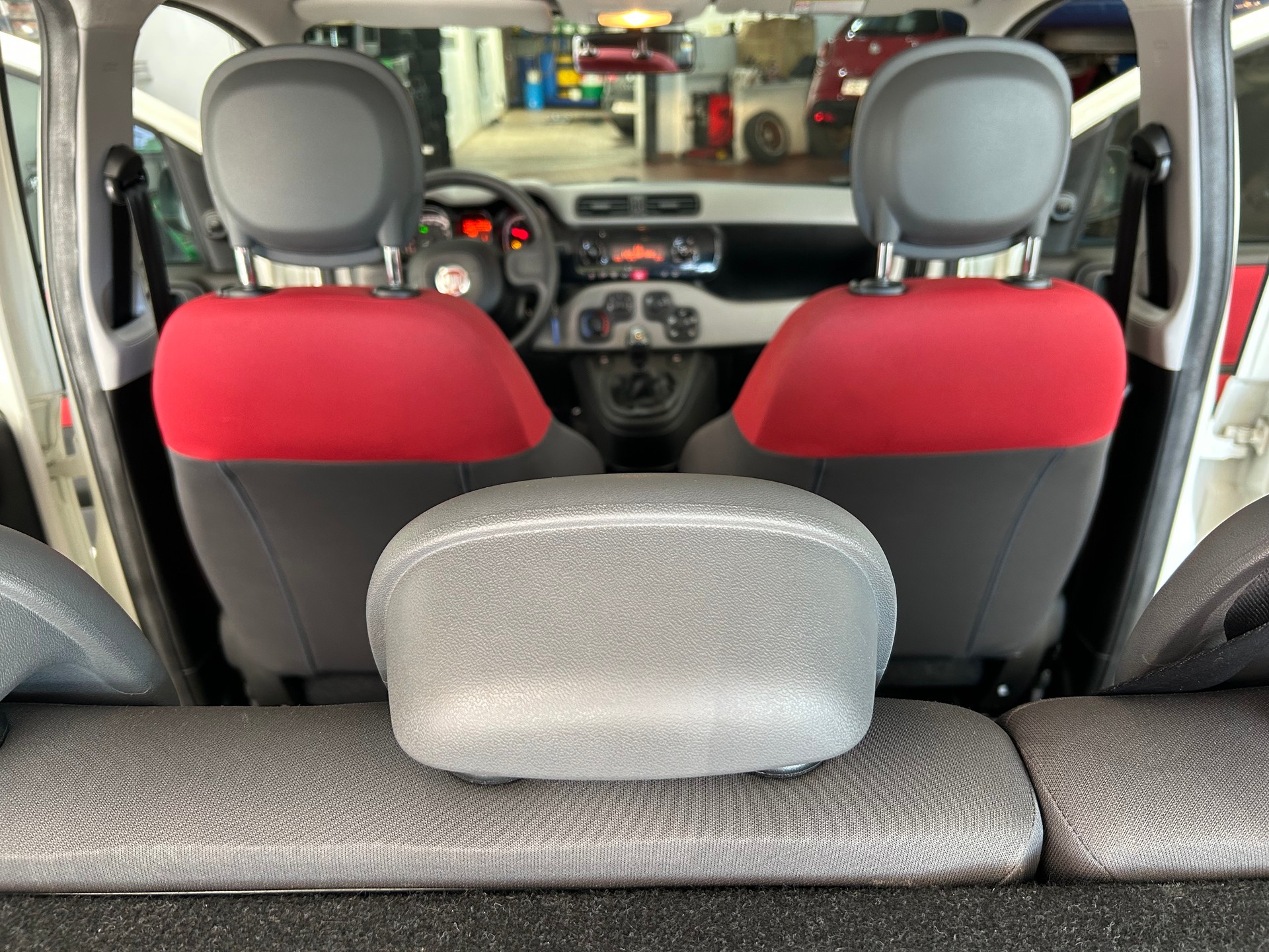 FIAT Panda 1.2 Lounge-image-9
