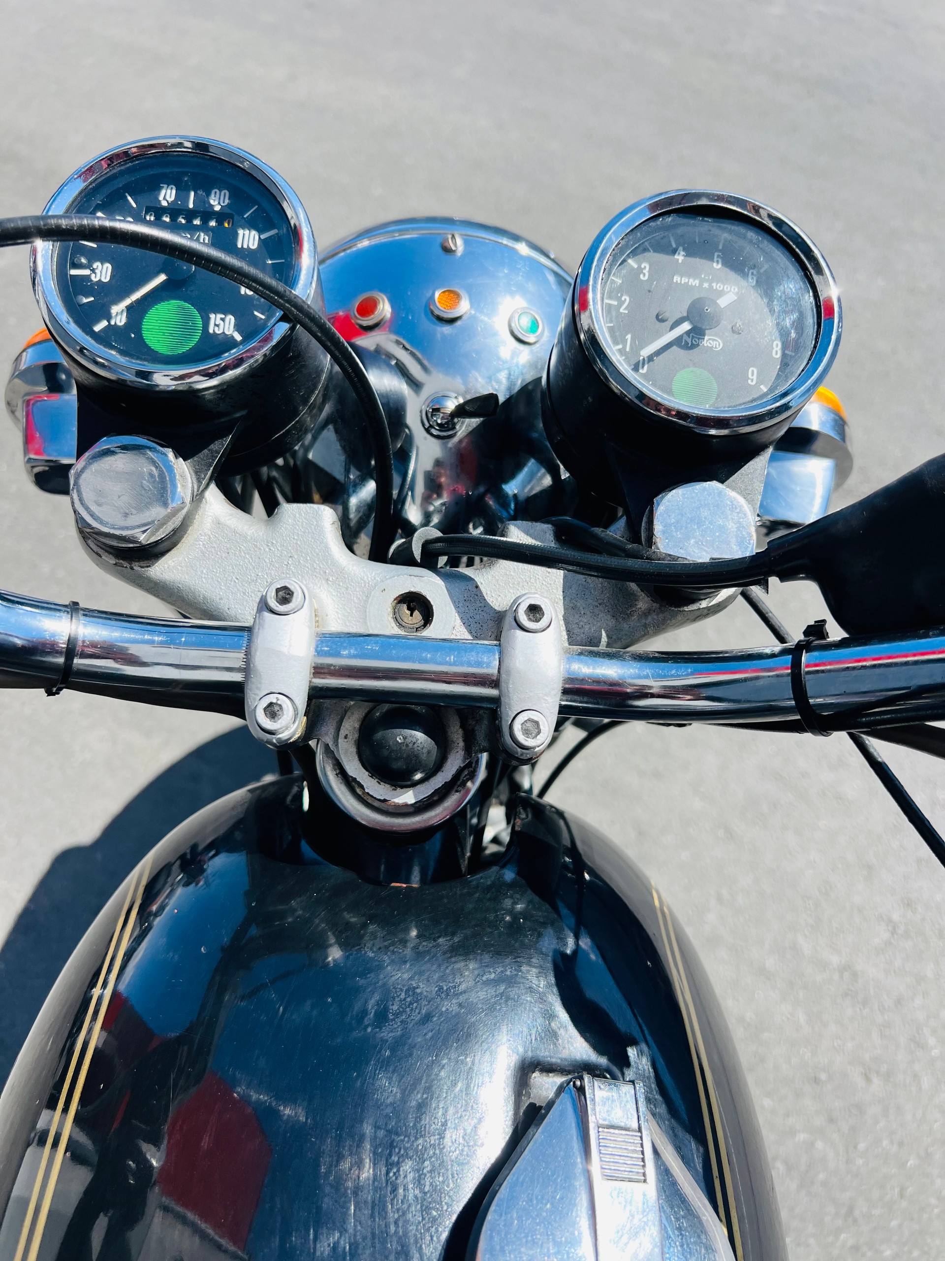 NORTON 850 Commando-image-6