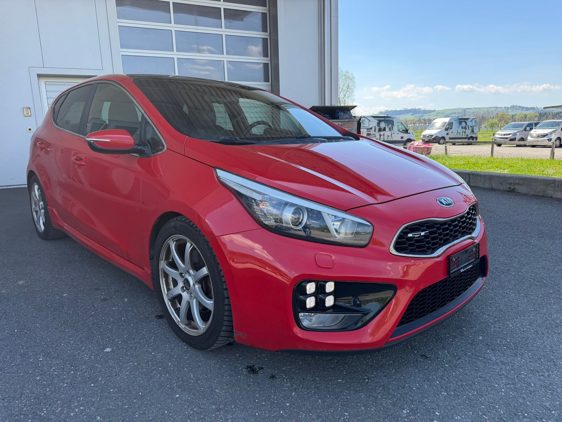 KIA Cee'd 1.6 GDi Turbo GT-showroom-element-2