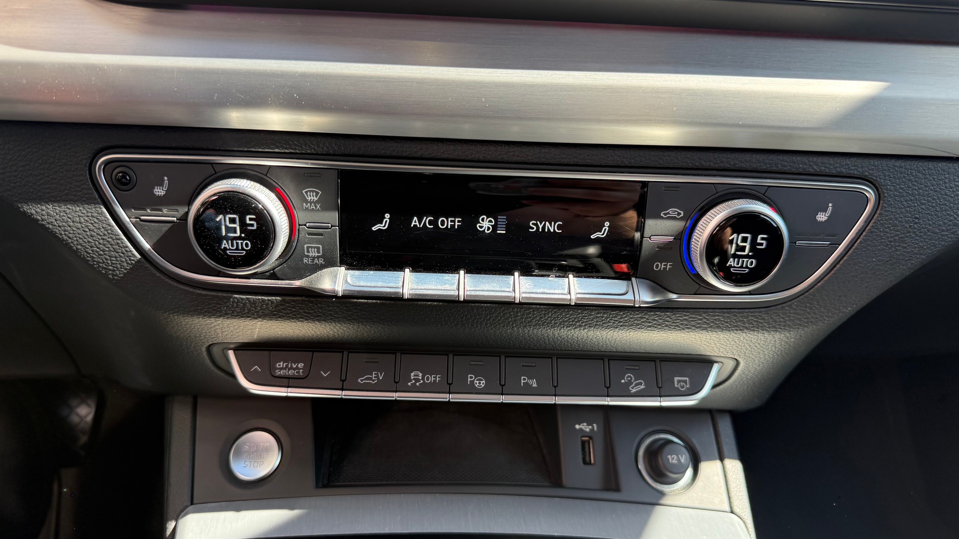 AUDI Q5 Sportback 50 TFSI e PHEV advanced quattro S-tronic-image-11