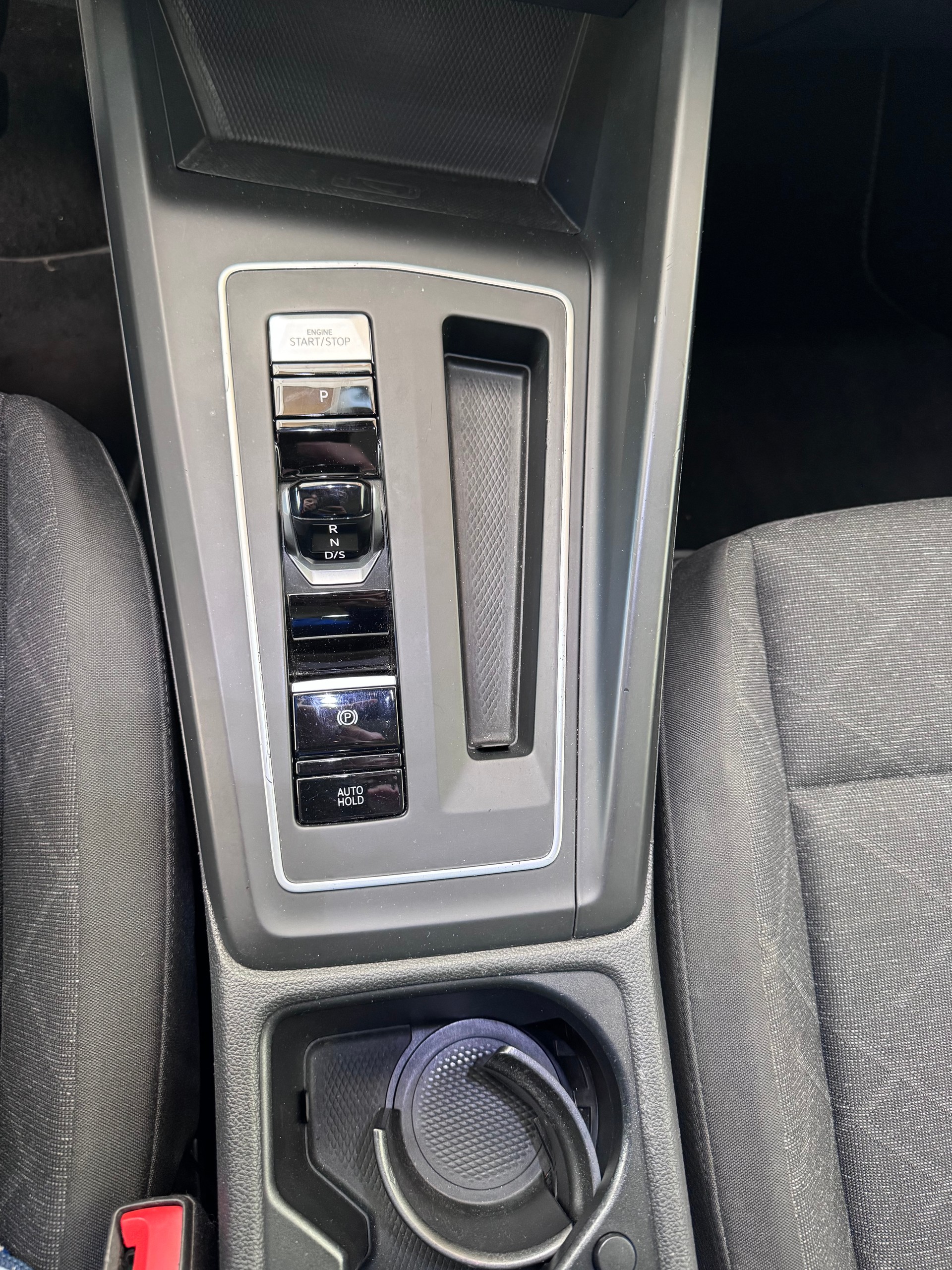 VW Golf VIII Variant 1.5 eTSI Life DSG-image-7