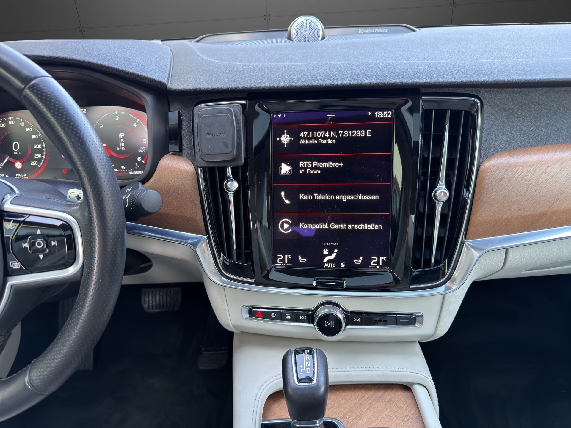 VOLVO S90 D5 AWD Inscription Geartronic Powerpulse-image-11