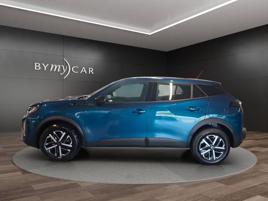 PEUGEOT 2008 1.2 145 MHEV Style-image-2