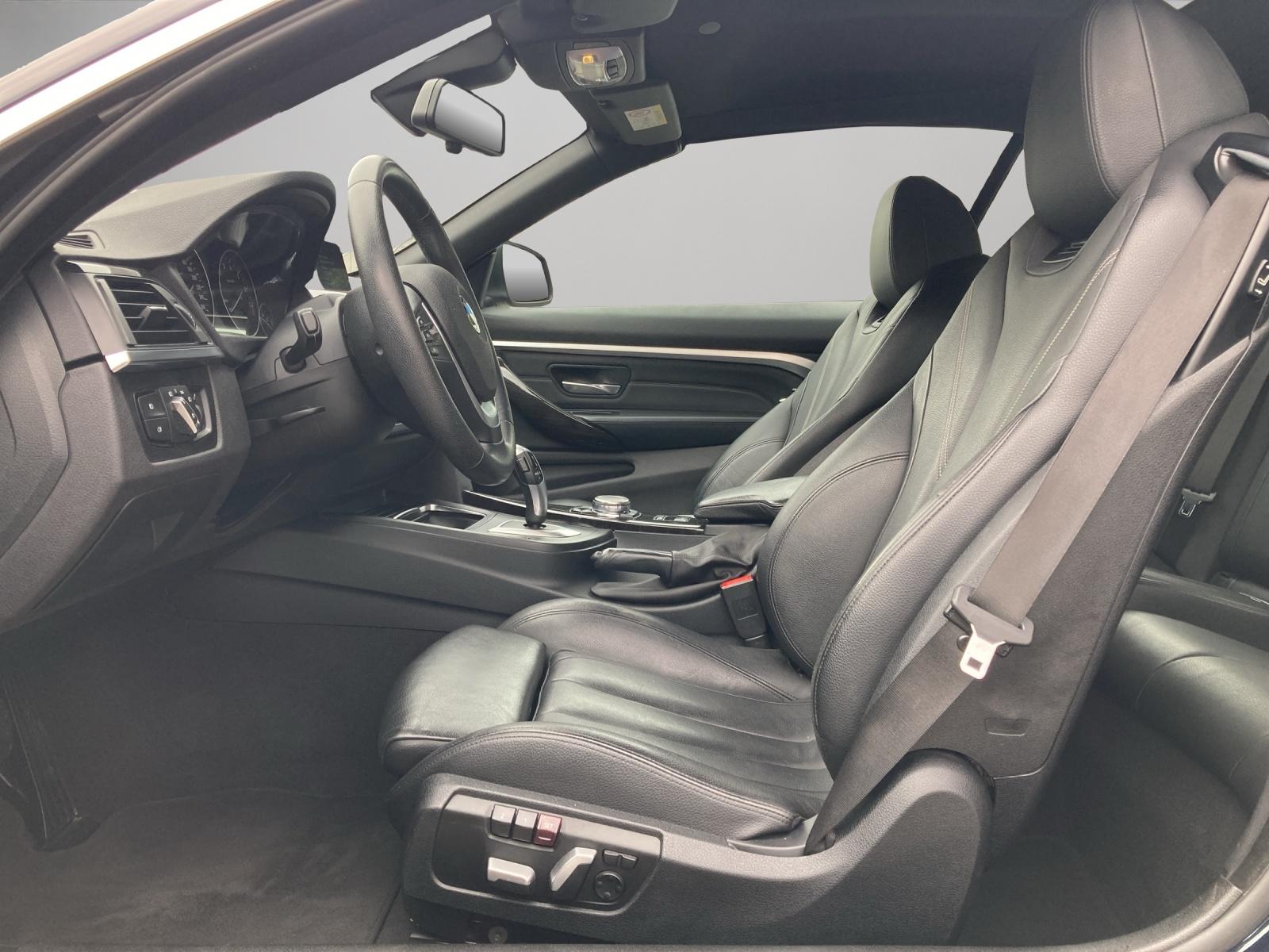 BMW 430i xDrive Cabrio-image-8