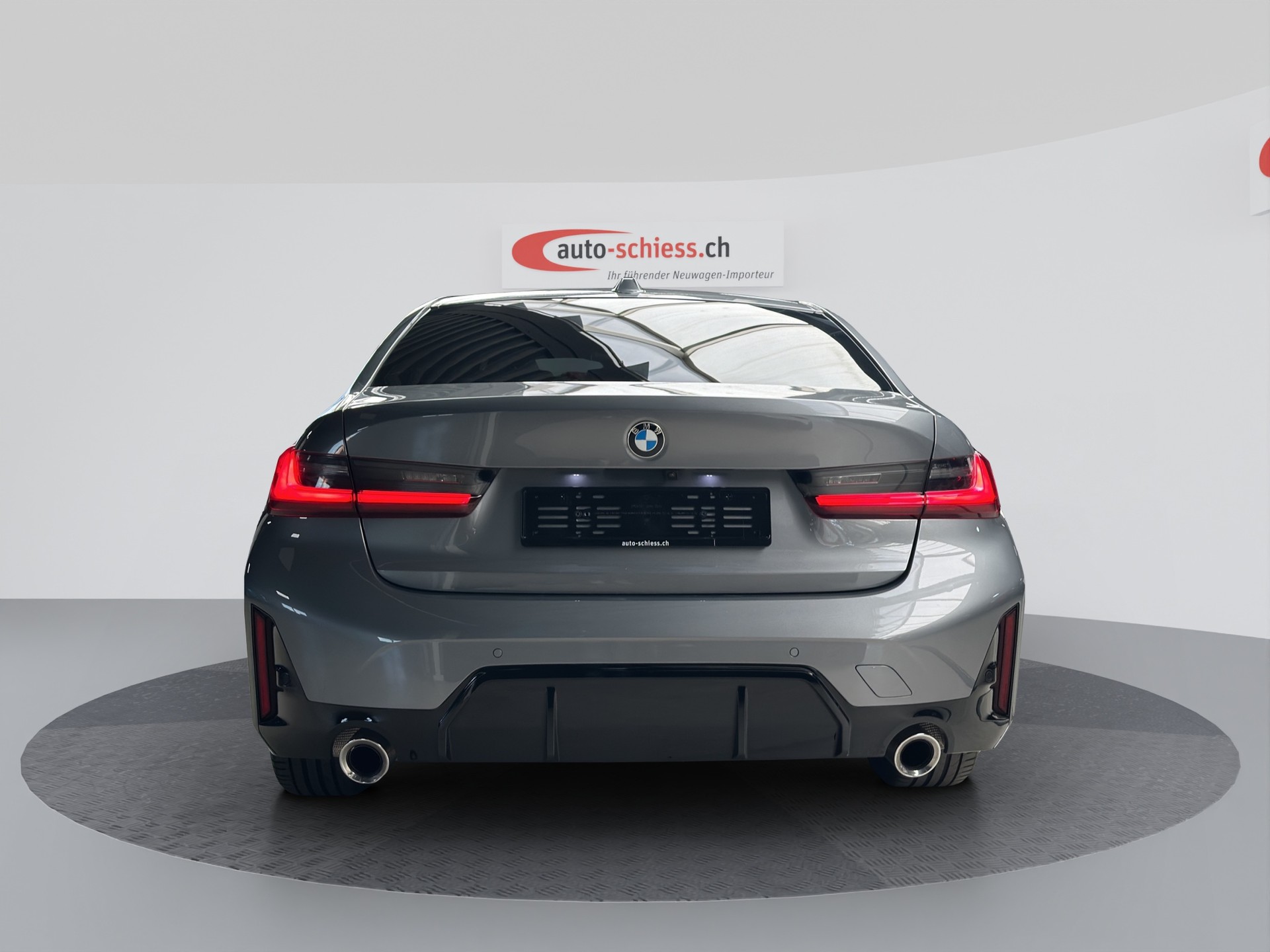 BMW 320d xDrive M Sport Steptronic-image-3