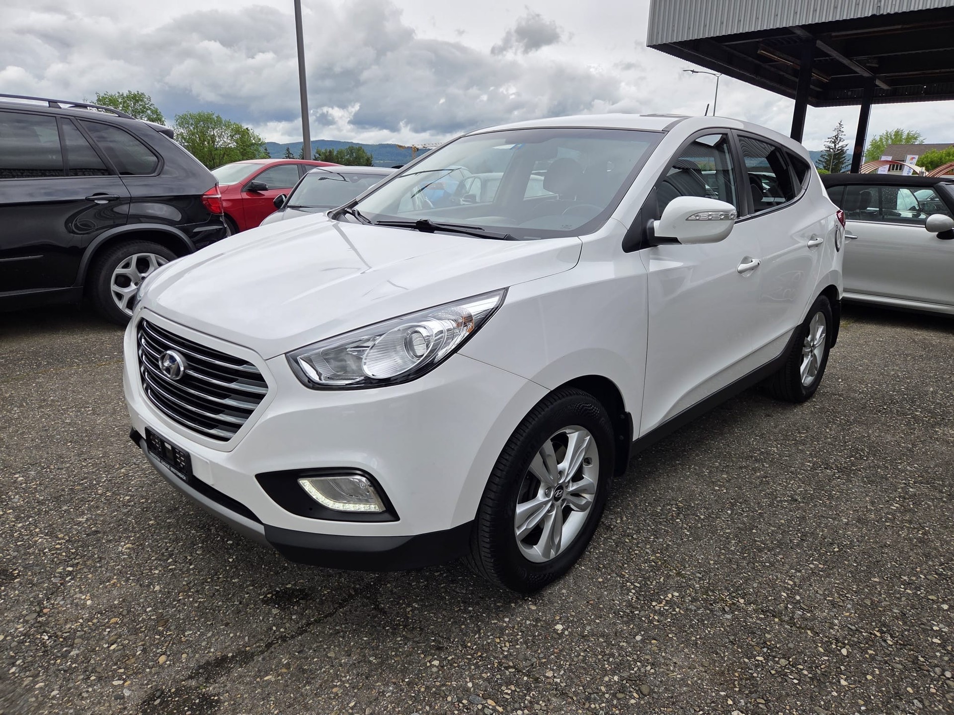 HYUNDAI iX 35 Fuel Cell 2WD-image-3