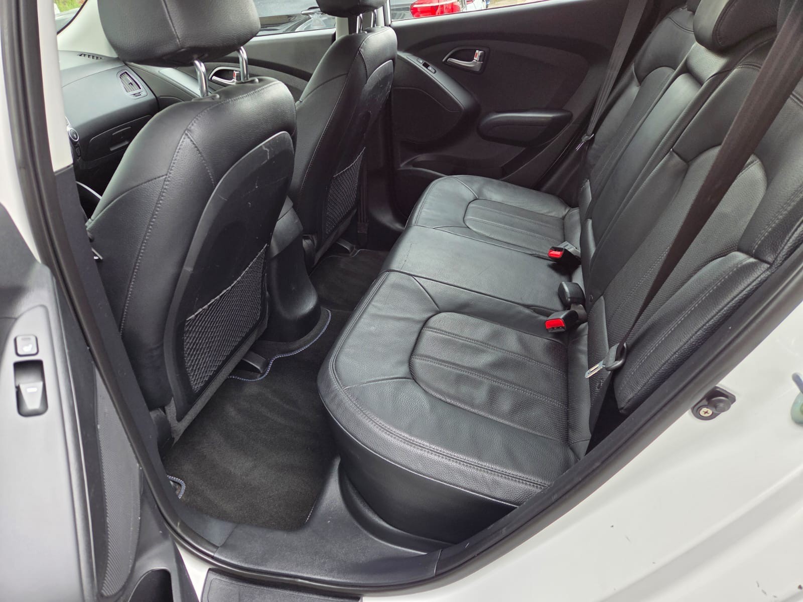 HYUNDAI iX 35 Fuel Cell 2WD-image-11