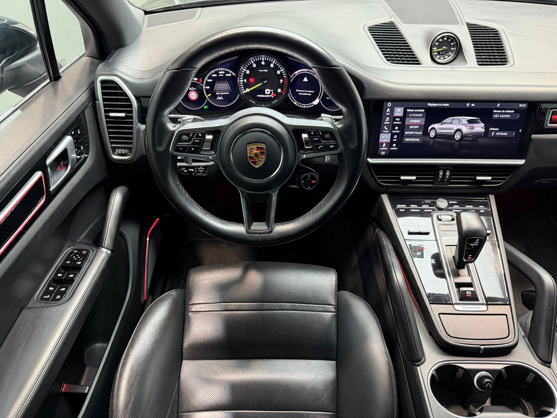 PORSCHE Cayenne E-Hybrid-image-16