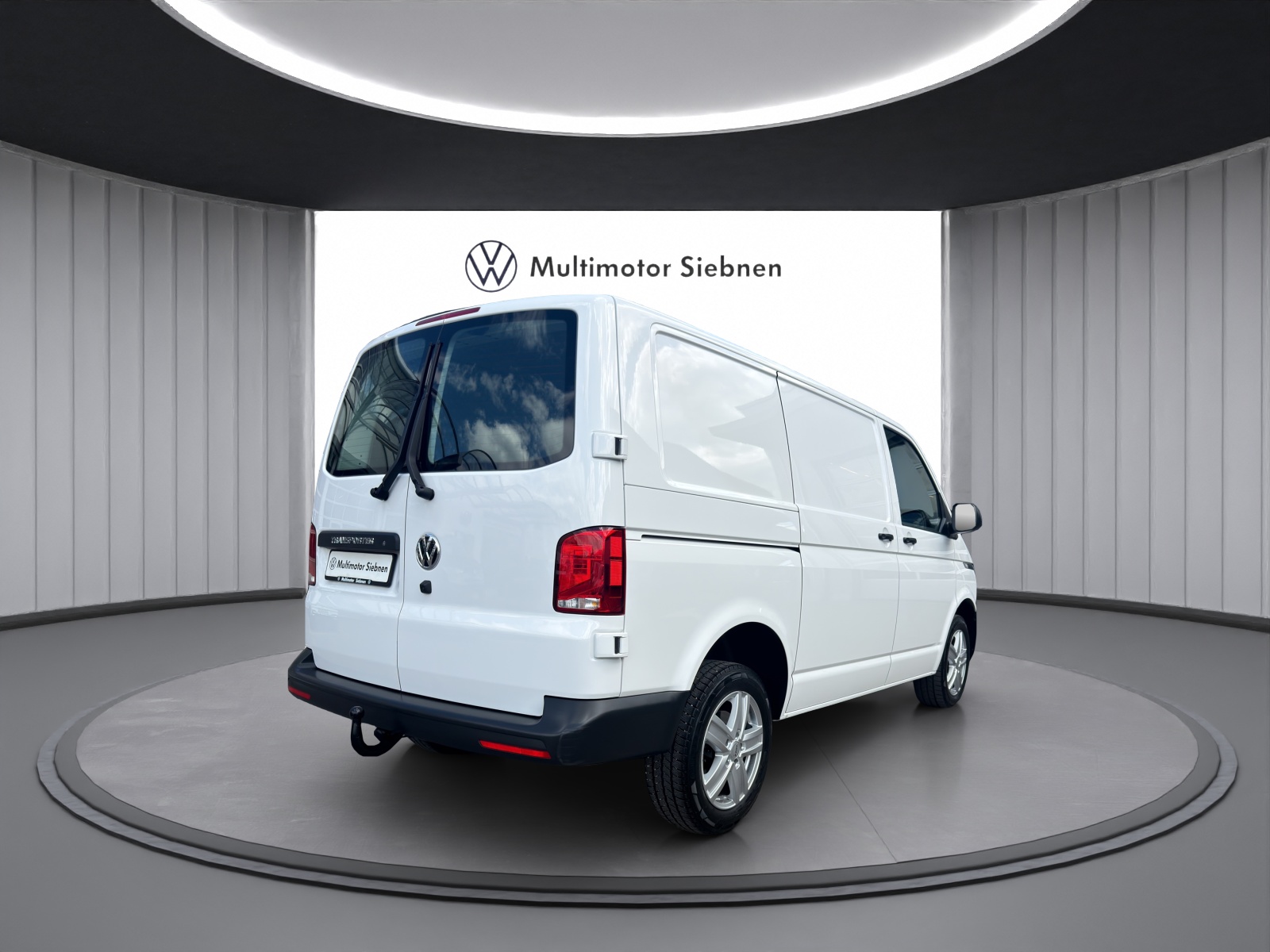 VW T6.1 2.0 TDI Entry-image-4