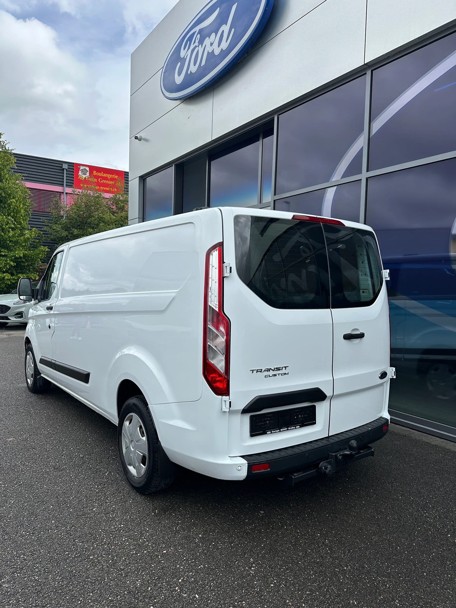FORD Transit Custom Van 340 L2 2.0 TDCi 130 Trend-image-3