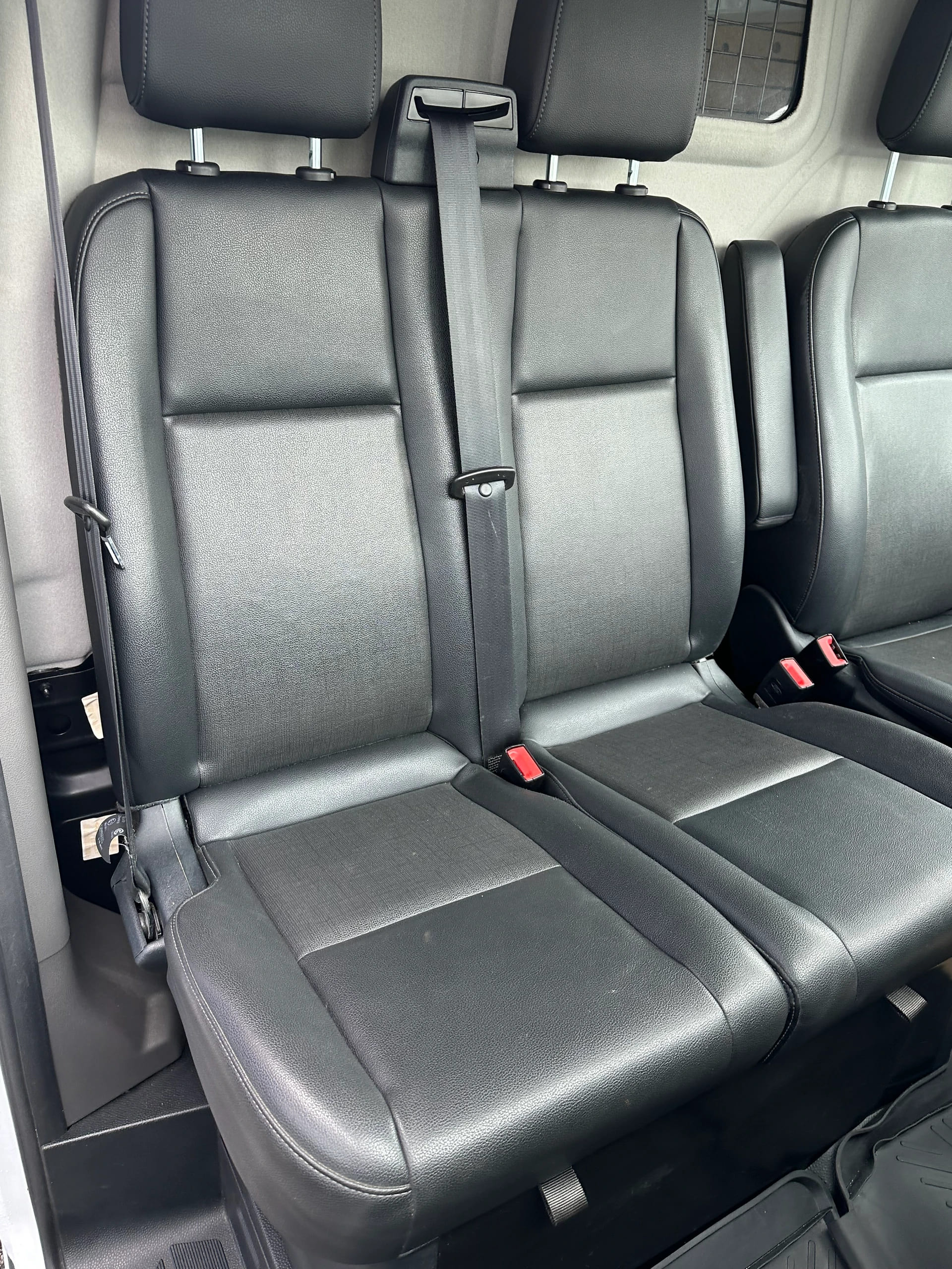 FORD Transit Custom Van 340 L2 2.0 TDCi 130 Trend-image-13