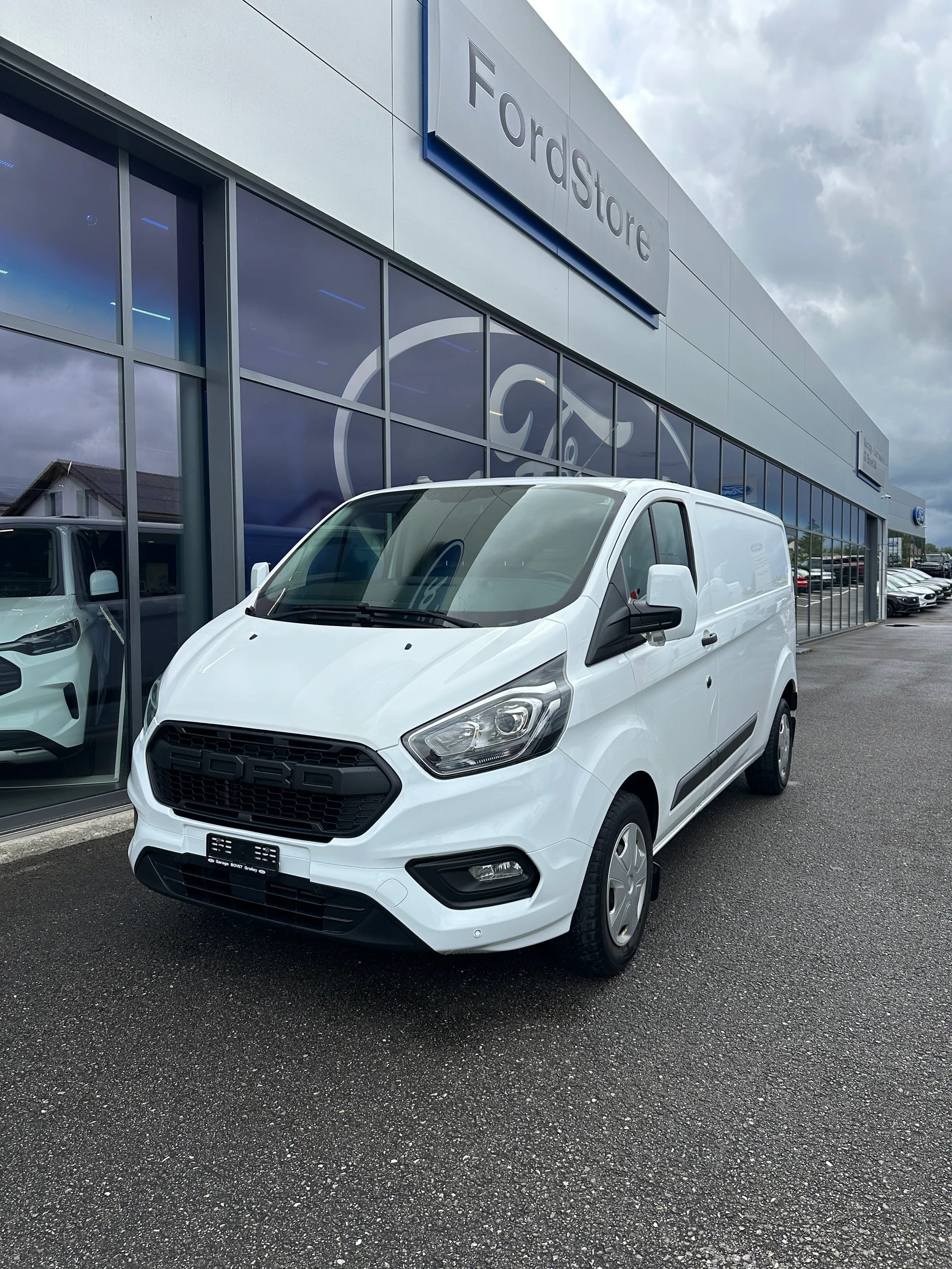 FORD Transit Custom Van 340 L2 2.0 TDCi 130 Trend-image-1