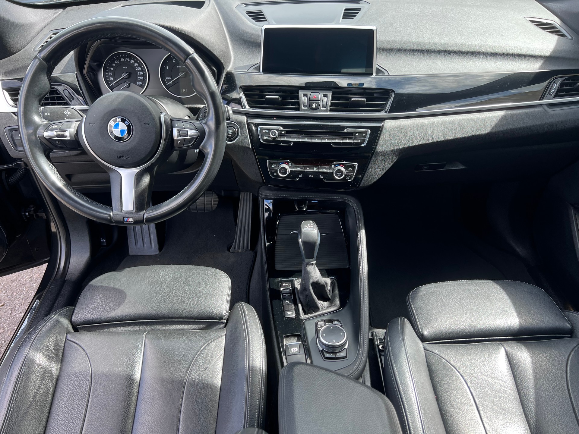 BMW X1 xDrive 20d Sport Line Steptronic-image-9