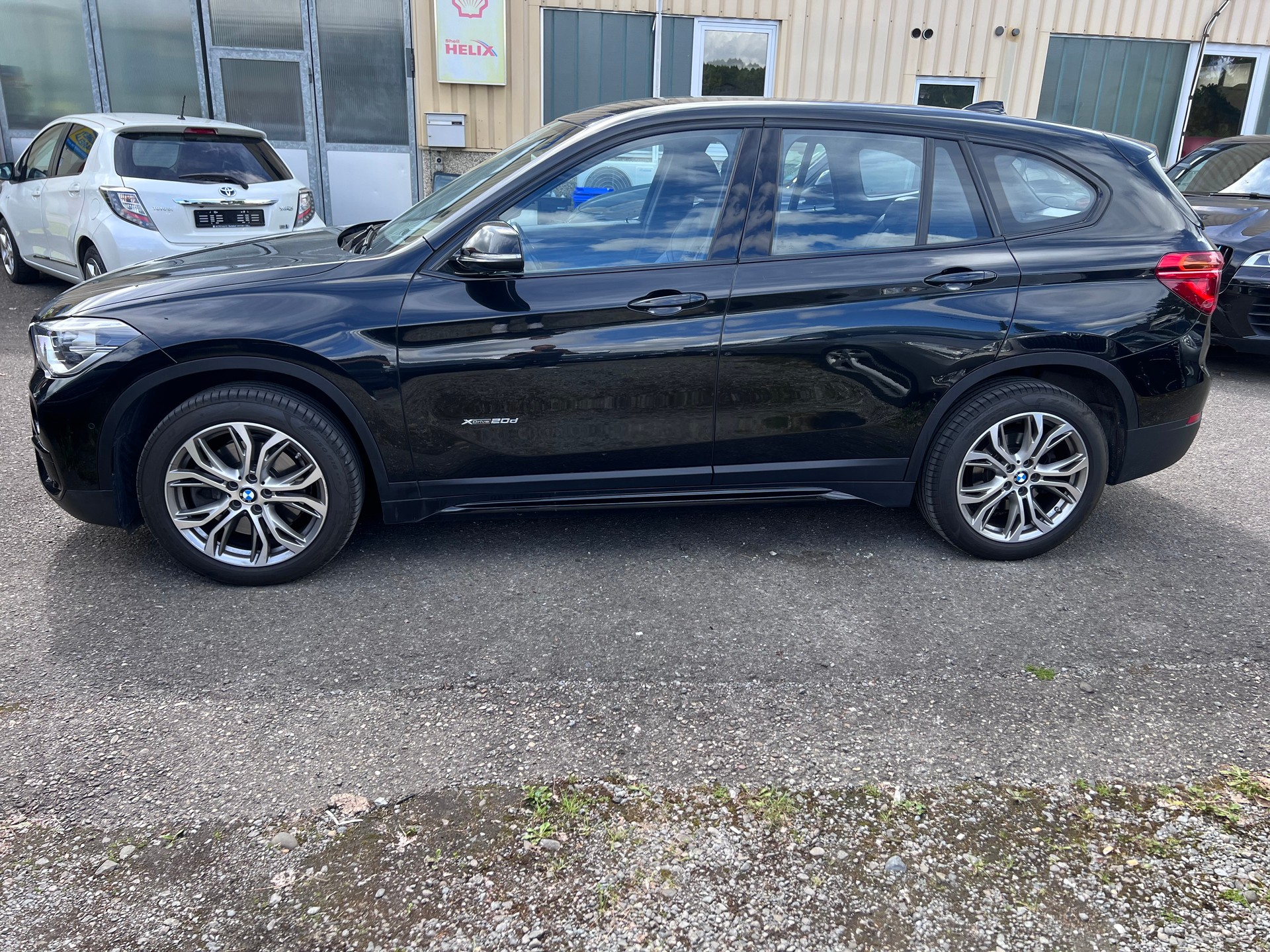 BMW X1 xDrive 20d Sport Line Steptronic-image-3