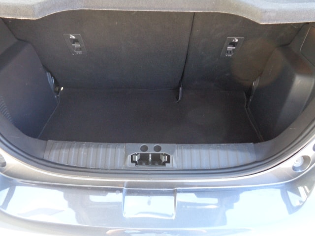 FORD Ka+ 1.2 Ti-VCT 85 Cool&Sound-image-6