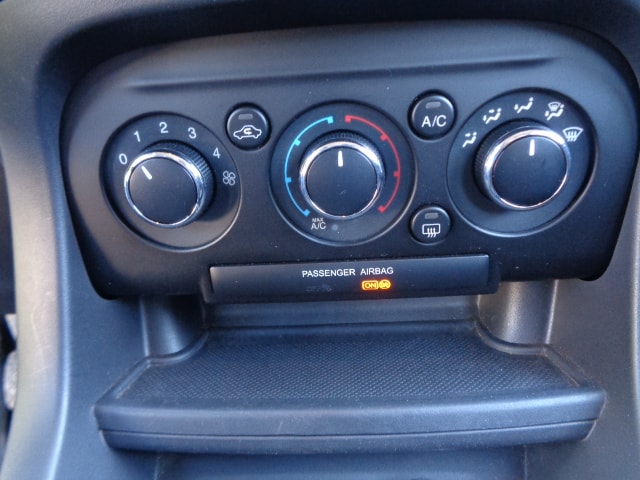 FORD Ka+ 1.2 Ti-VCT 85 Cool&Sound-image-14