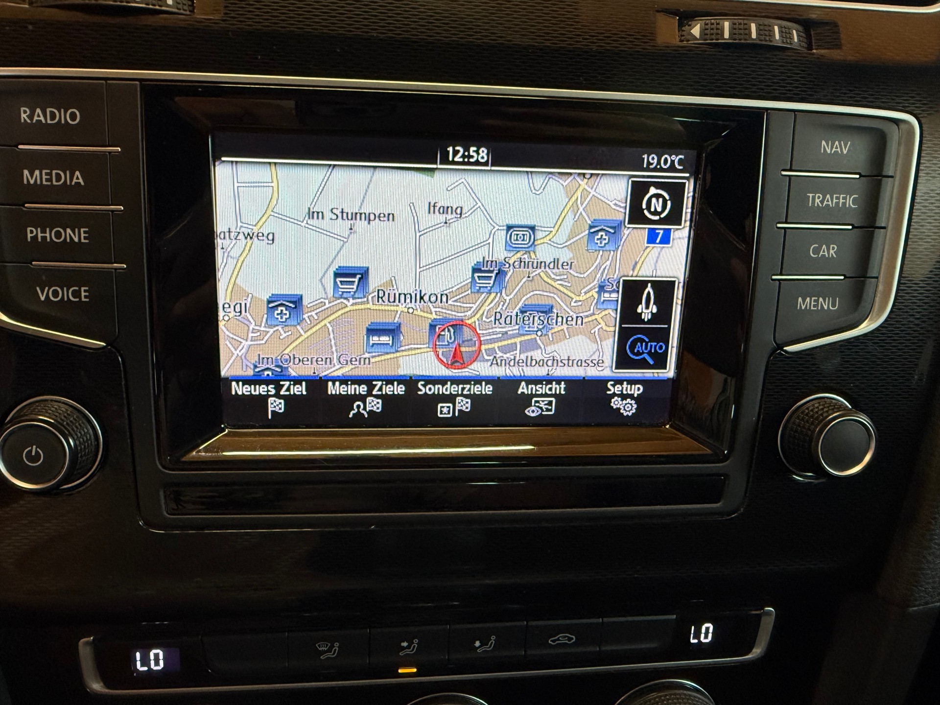VW Golf 2.0 TSI GTI Performance DSG-image-11