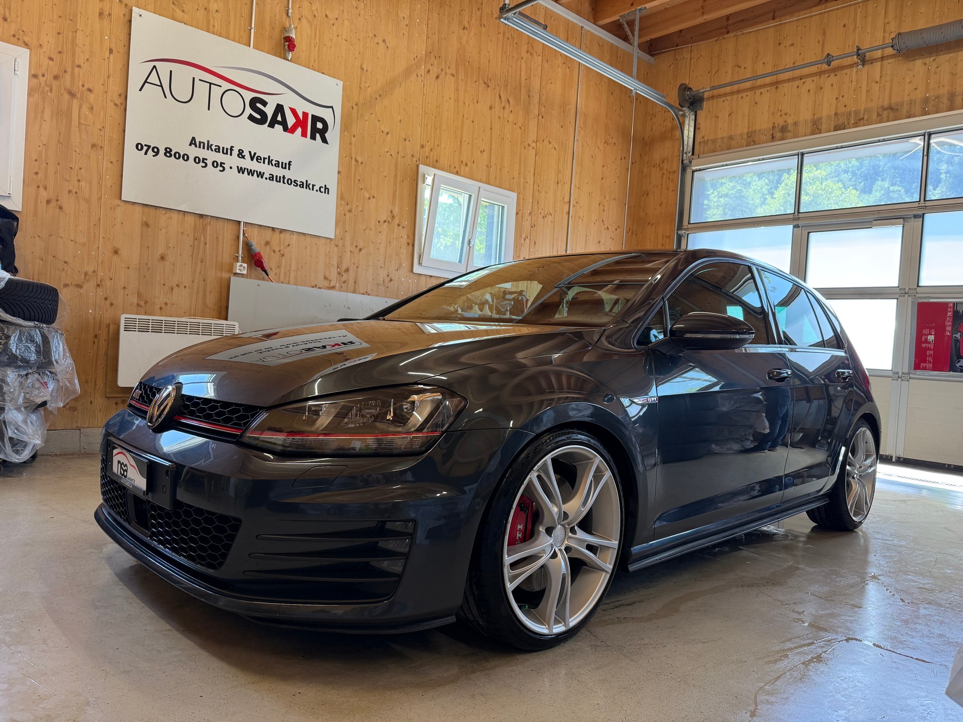 VW Golf 2.0 TSI GTI Performance DSG-image-0