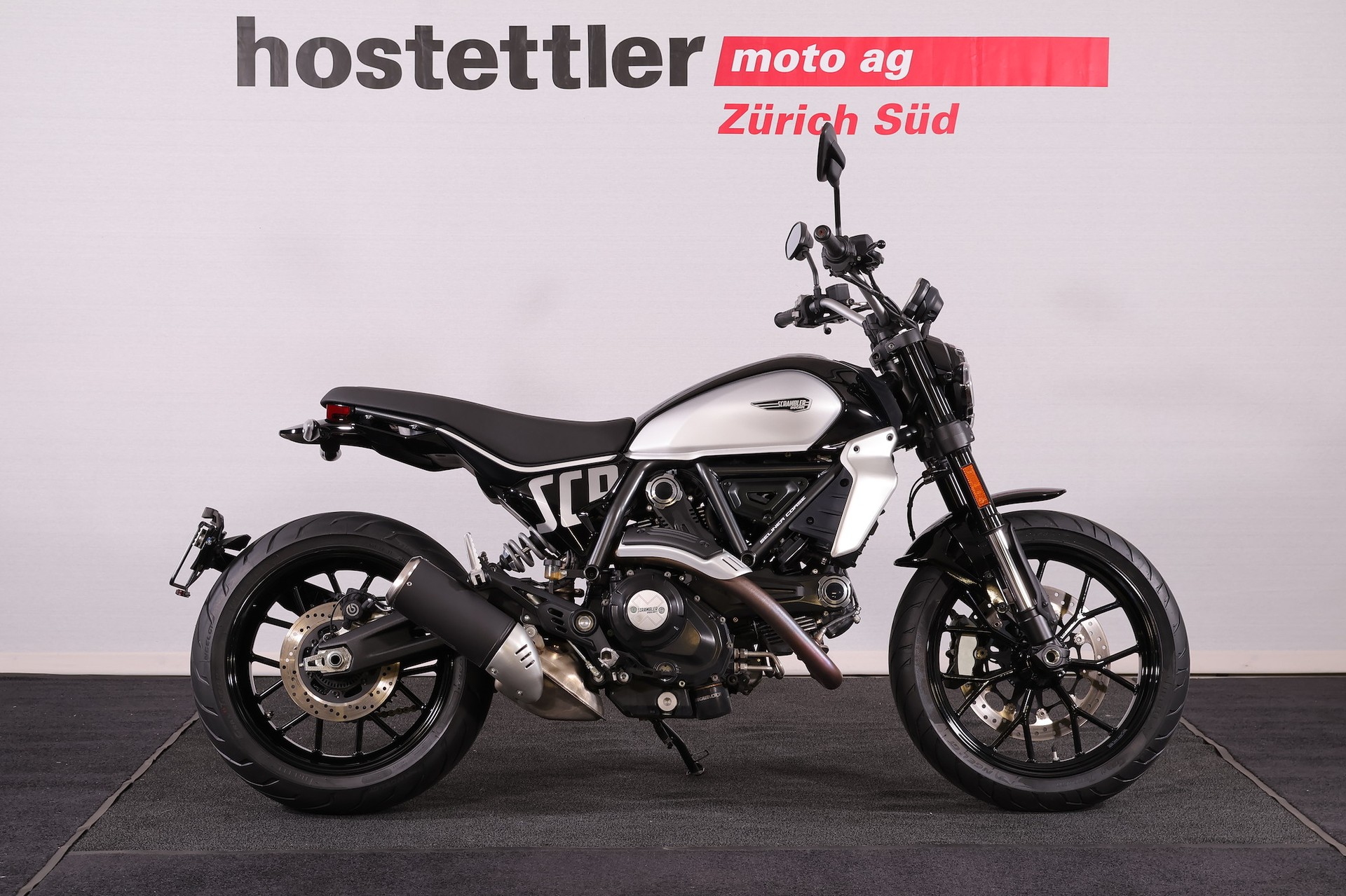 DUCATI 803 Scrambler Icon ABS-showroom-element-3