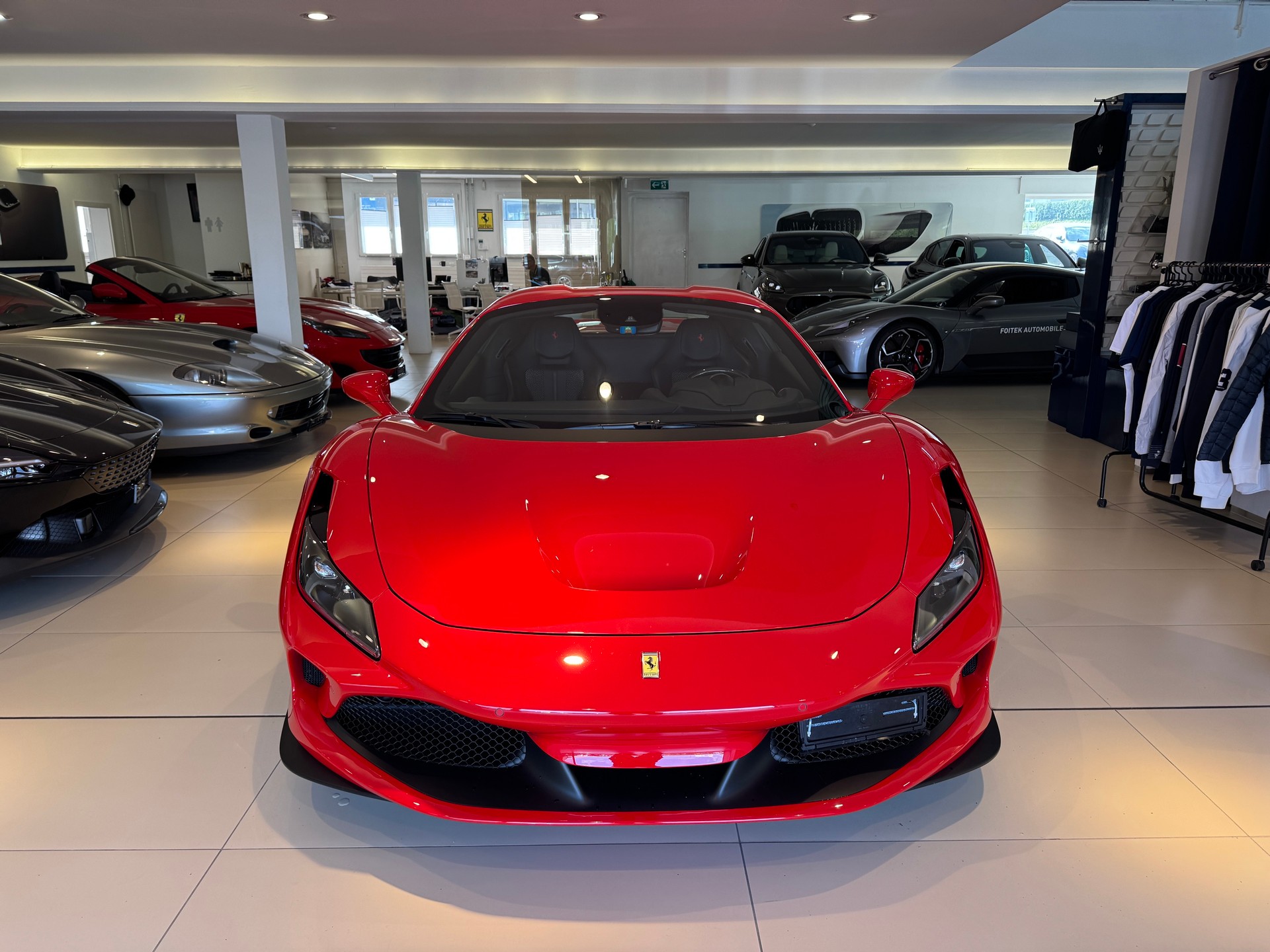 FERRARI F8 Spider-image-30