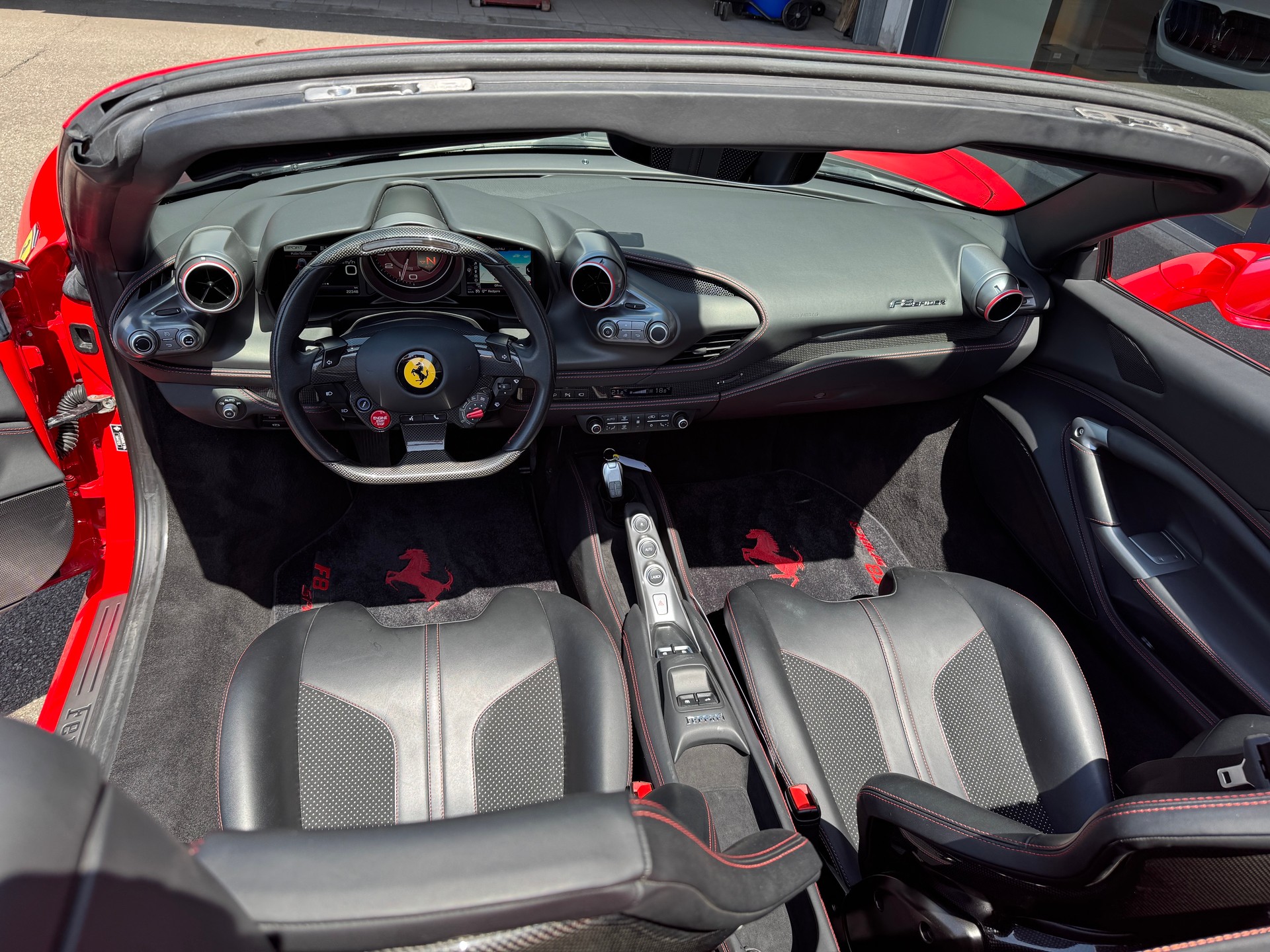 FERRARI F8 Spider-image-8