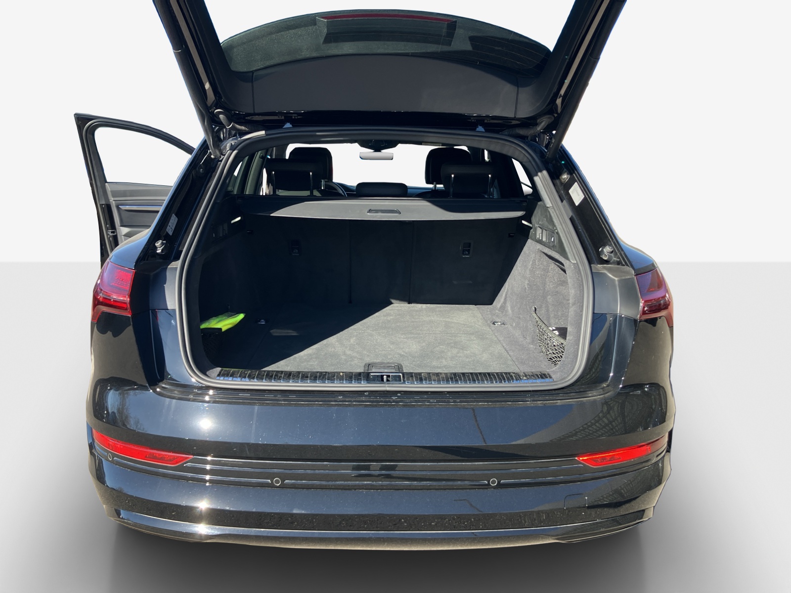AUDI e-tron 50 Advanced Attraction quattro-image-13