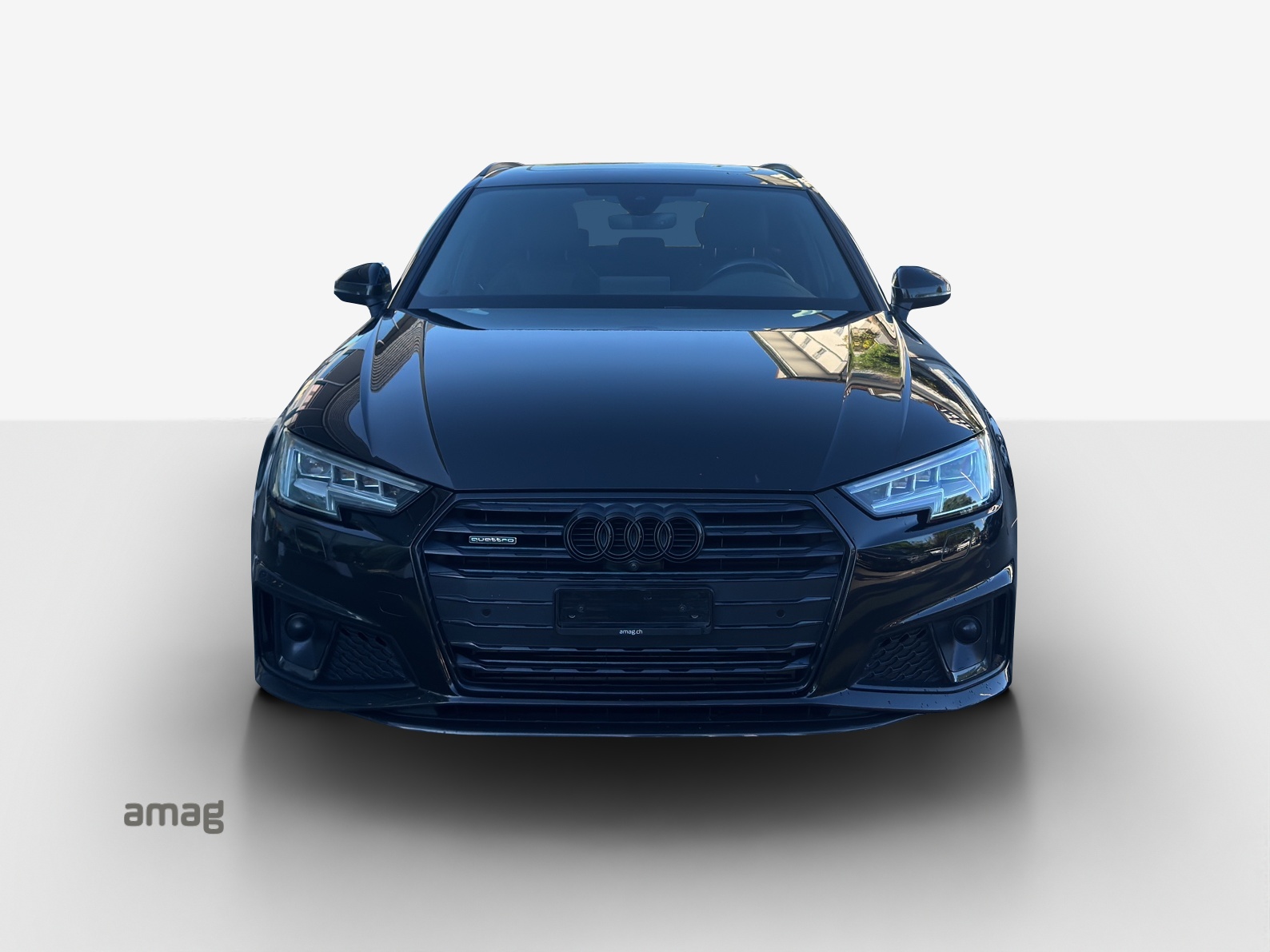AUDI A4 Avant 45 TFSI Sport Attraction S-tronic quattro-image-6