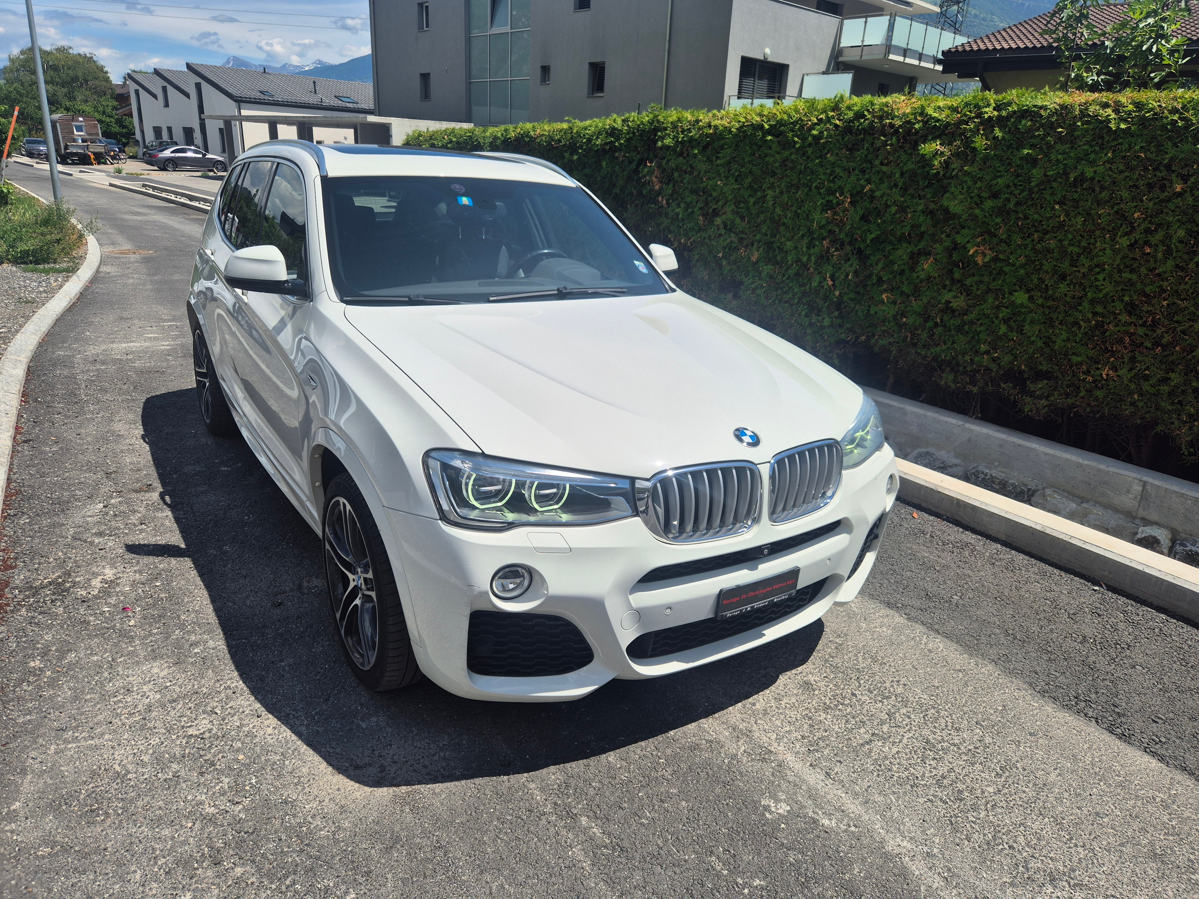 Car photo