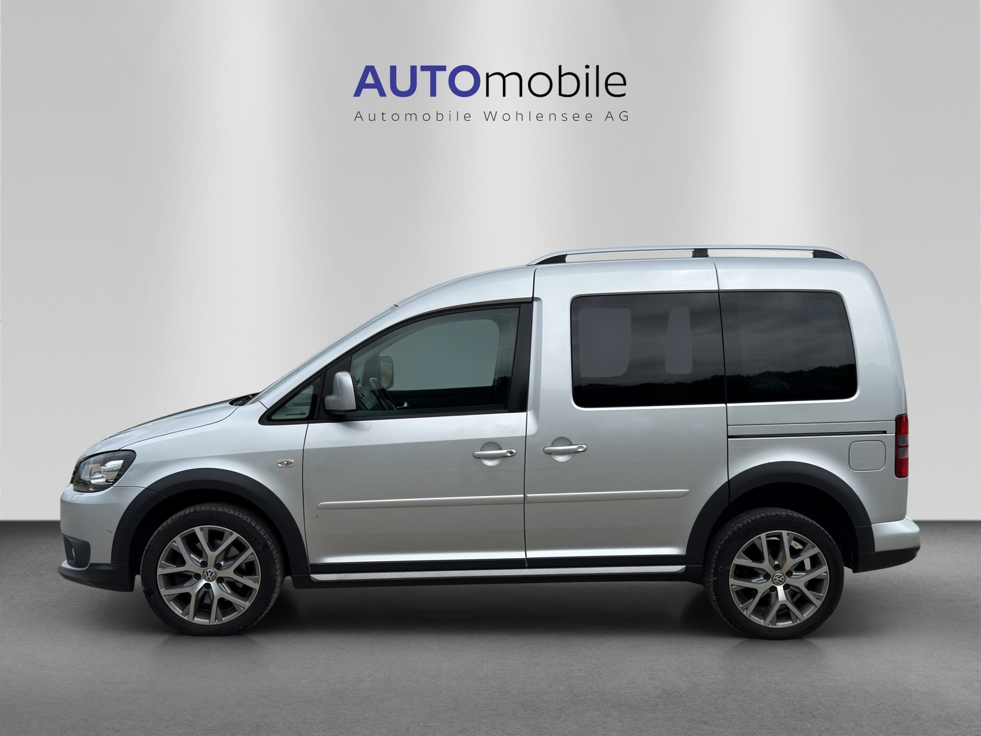 VW Cross Caddy 2.0 TDI 4Motion DSG-image-0