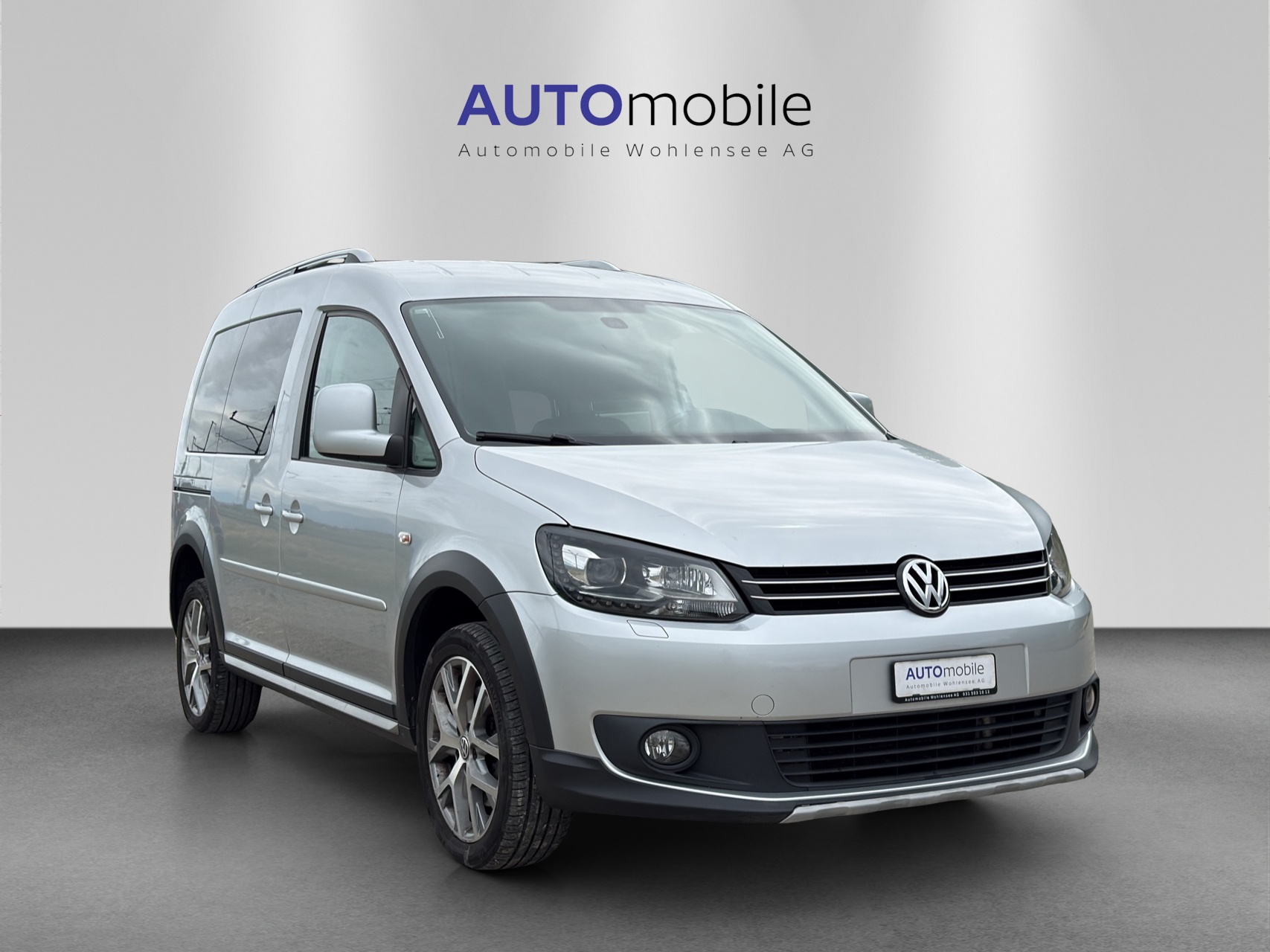 VW Cross Caddy 2.0 TDI 4Motion DSG-image-3