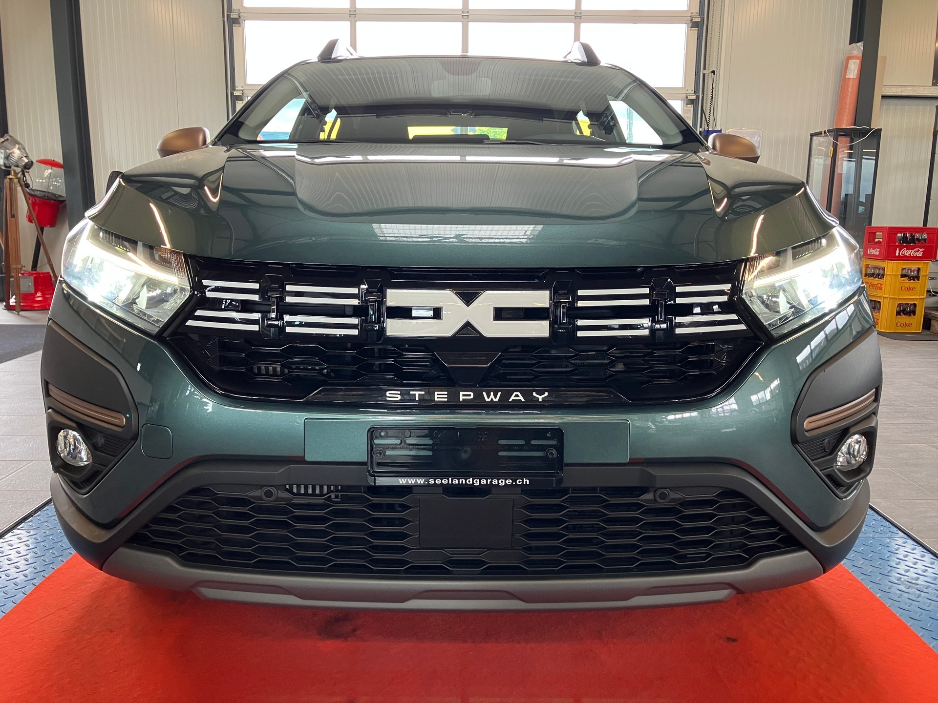 DACIA Sandero Stepway TCe 90 Extreme+ CVT-image-13
