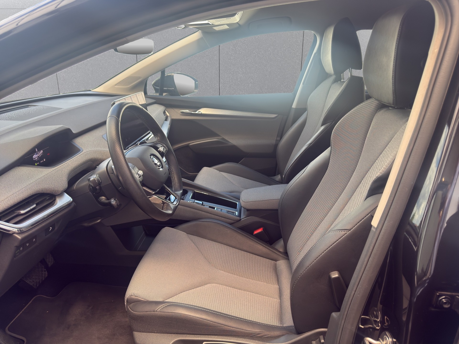 SKODA Enyaq iV 60-image-10