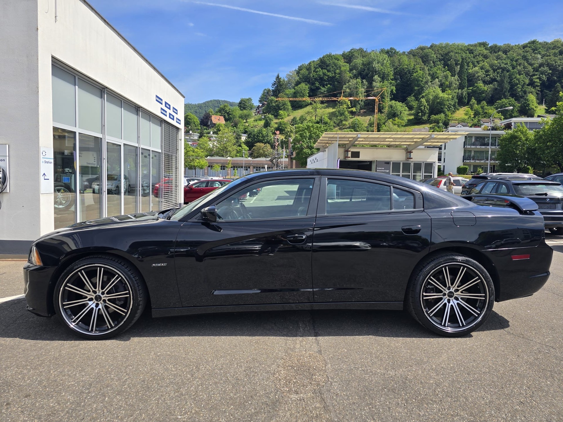 DODGE Charger R/T 5.7 HEMI-image-6