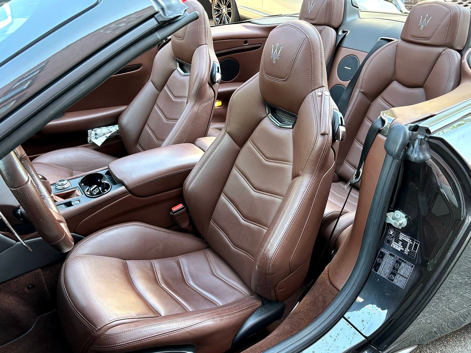 MASERATI GranCabrio Sport Automatica-image-5