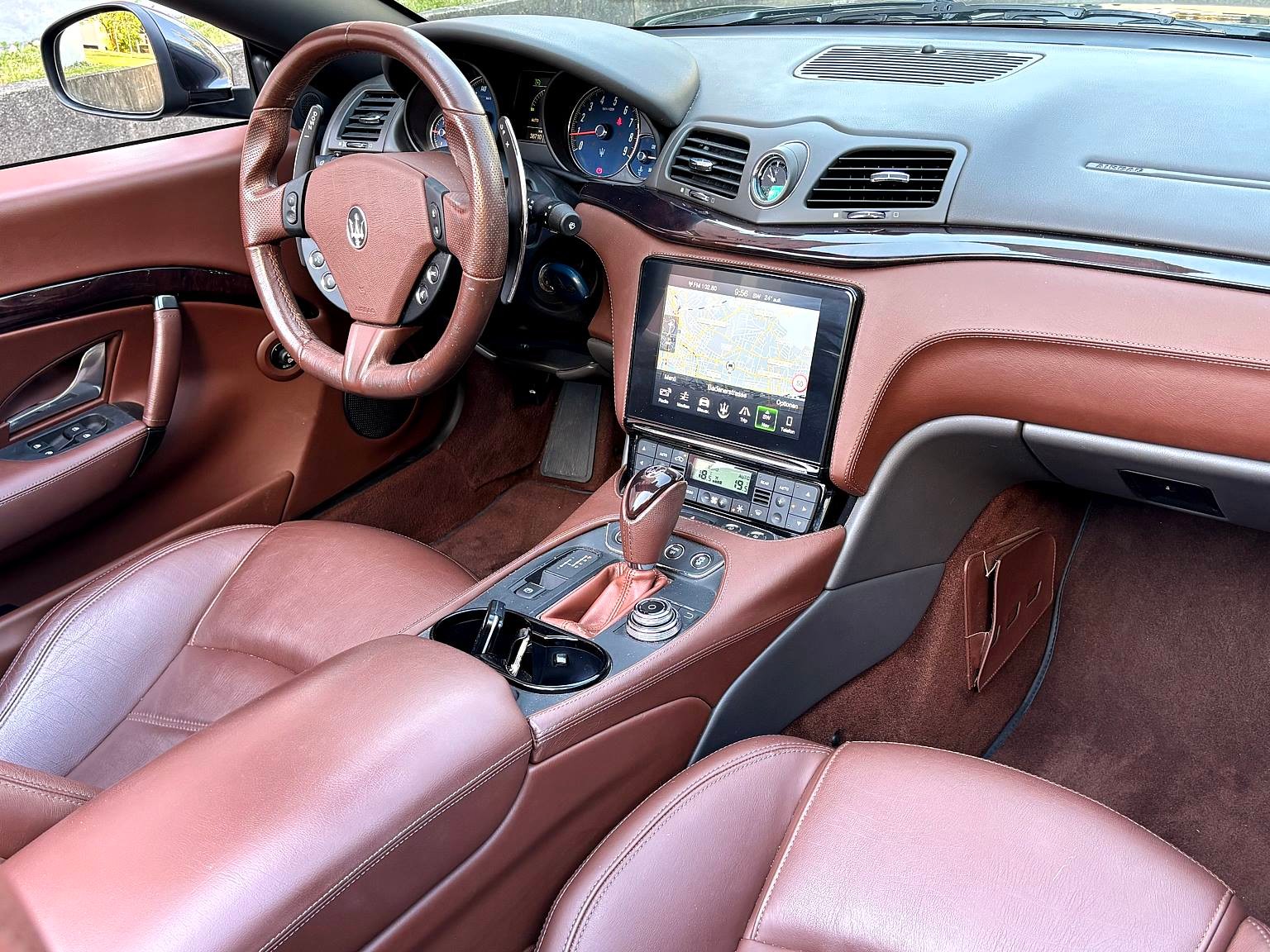 MASERATI GranCabrio Sport Automatica-image-4