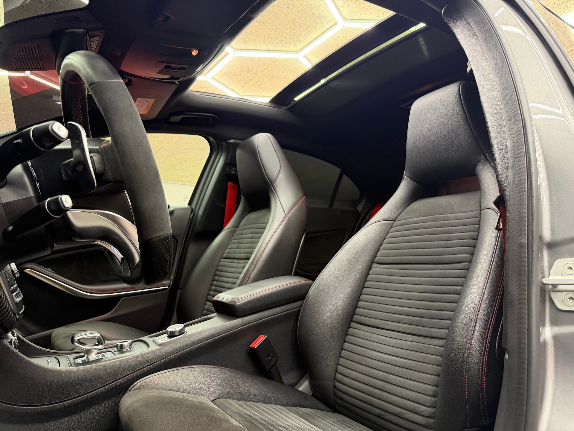 MERCEDES-BENZ A 45 AMG 4Matic Speedshift 7G-DCT *H&R/Maxton*-image-10
