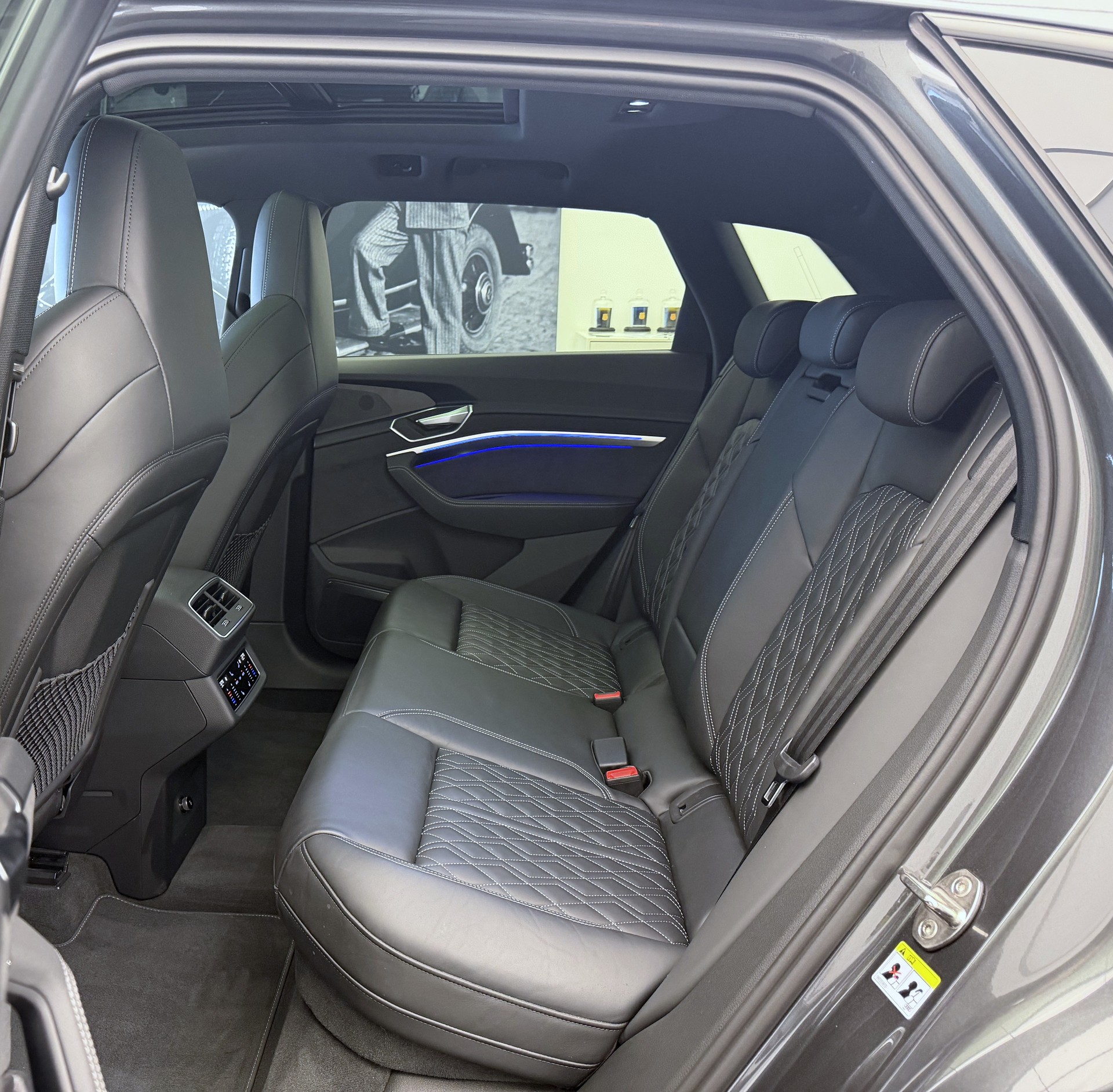 AUDI e-tron S quattro-image-24