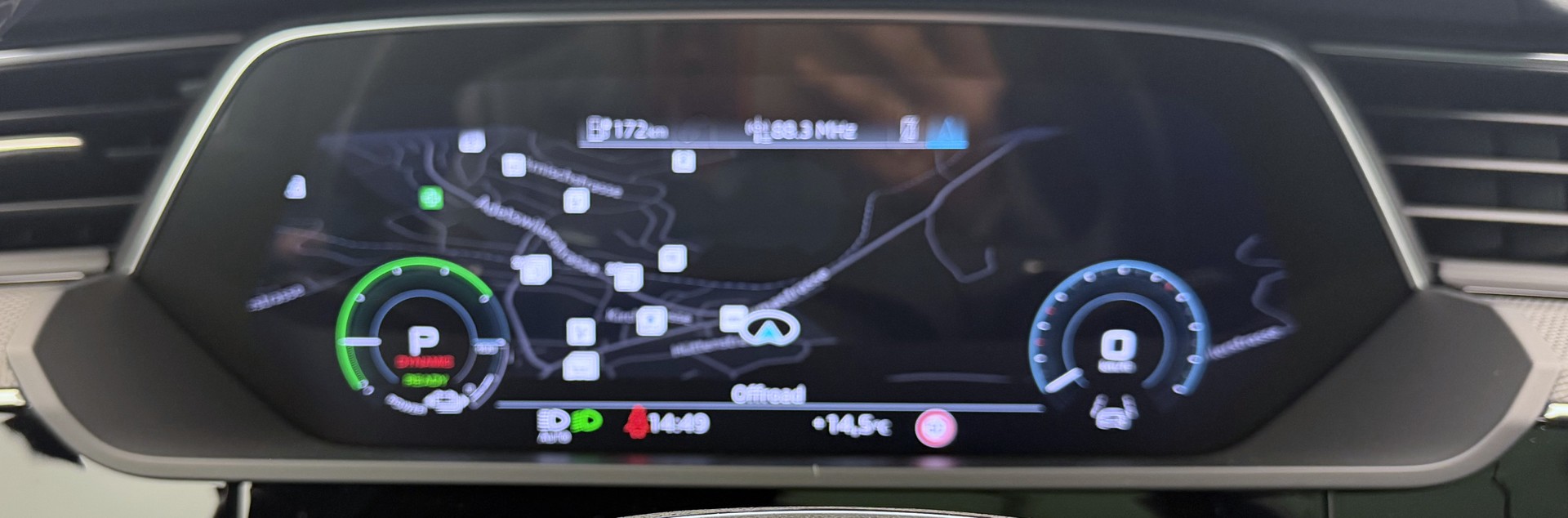 AUDI e-tron S quattro-image-12