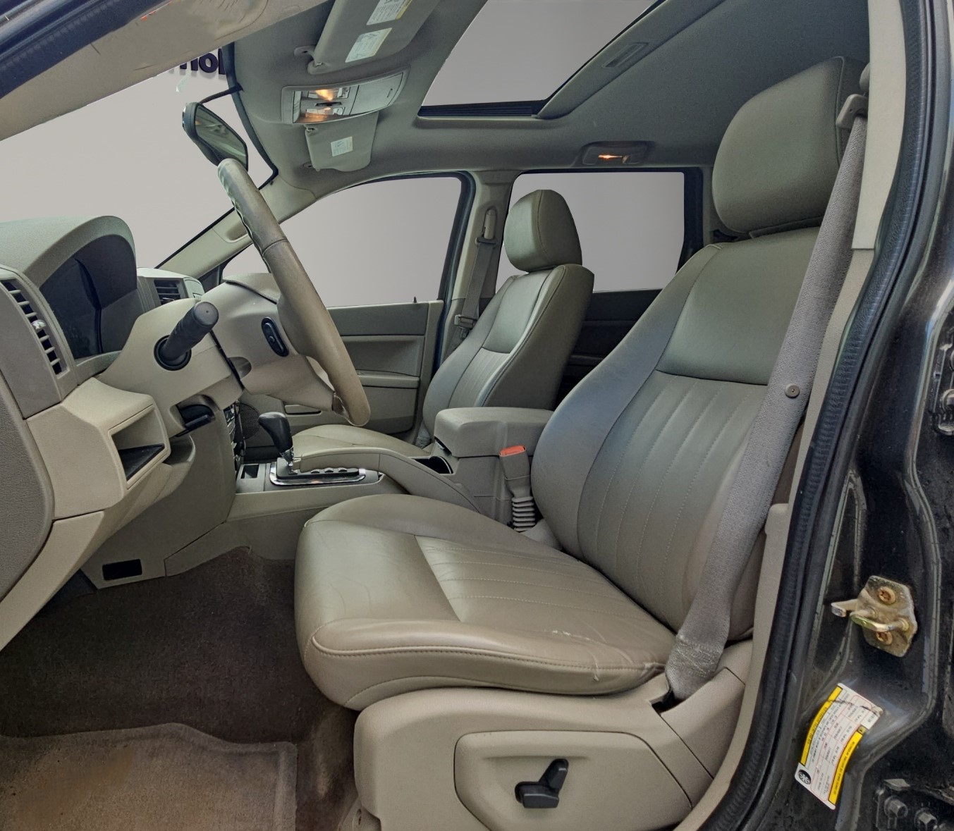 JEEP Grand Cherokee 4.7 V8 Laredo Automatic-image-8