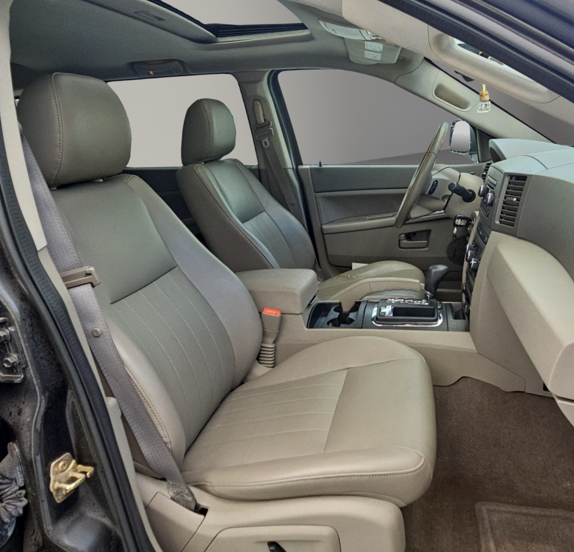 JEEP Grand Cherokee 4.7 V8 Laredo Automatic-image-12