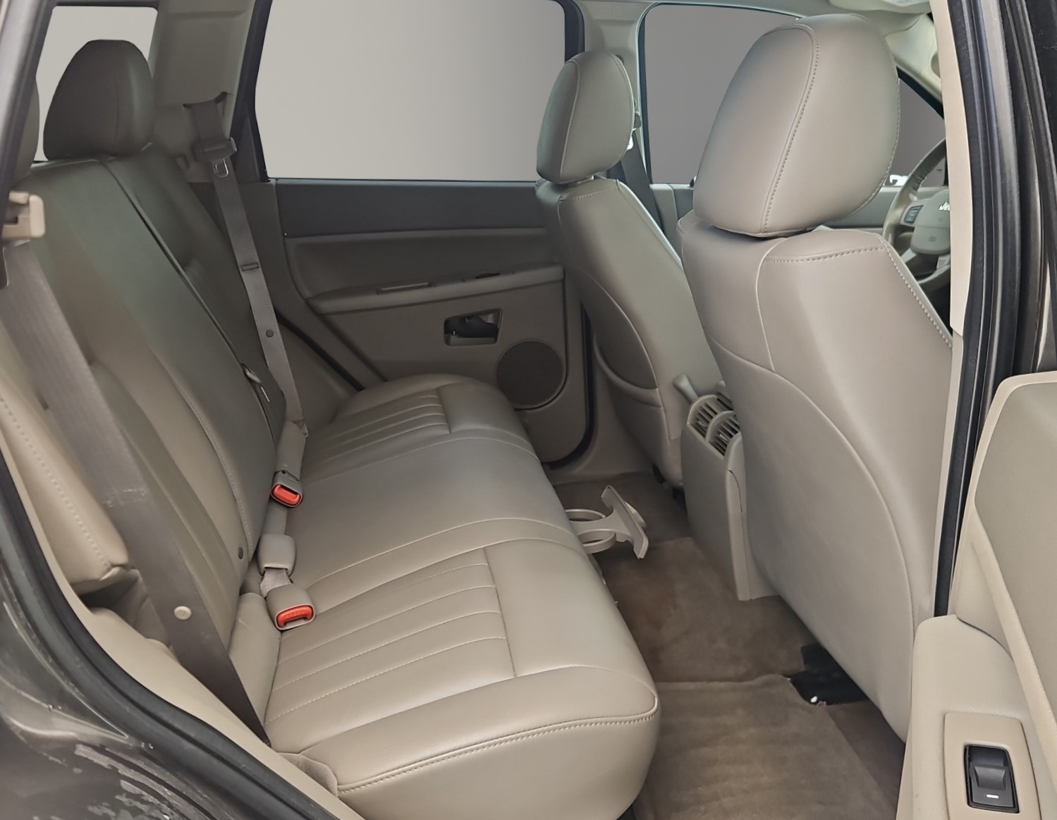 JEEP Grand Cherokee 4.7 V8 Laredo Automatic-image-14