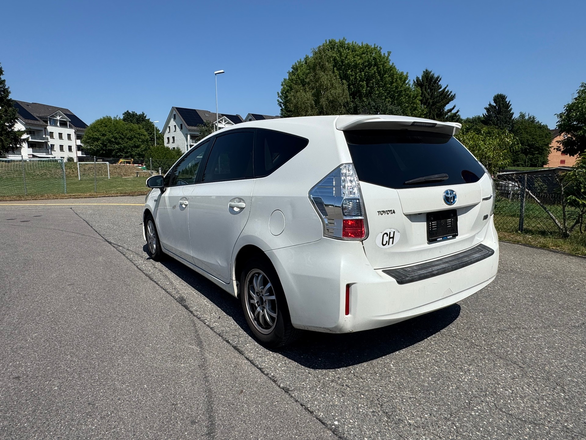 TOYOTA Prius+ 1.8 VVT-i HSD Luna-image-4