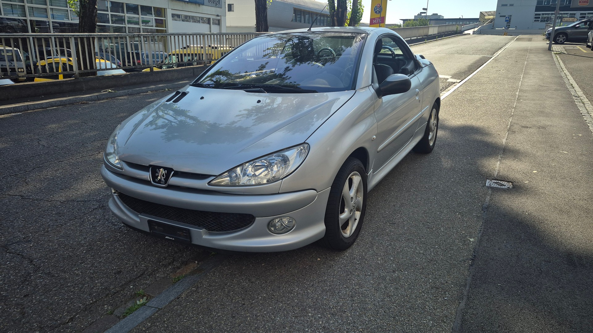 PEUGEOT 206 CC 1.6 16V Quiksilver-image-0