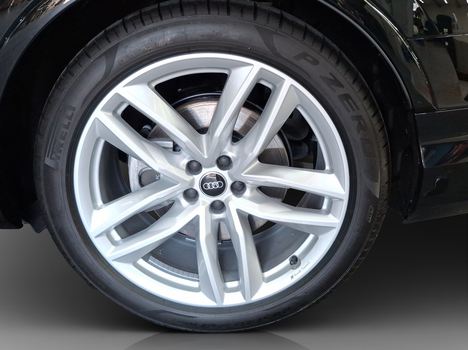AUDI Q7 SUV TDI quattro 210 kW S Line tiptronic-image-13