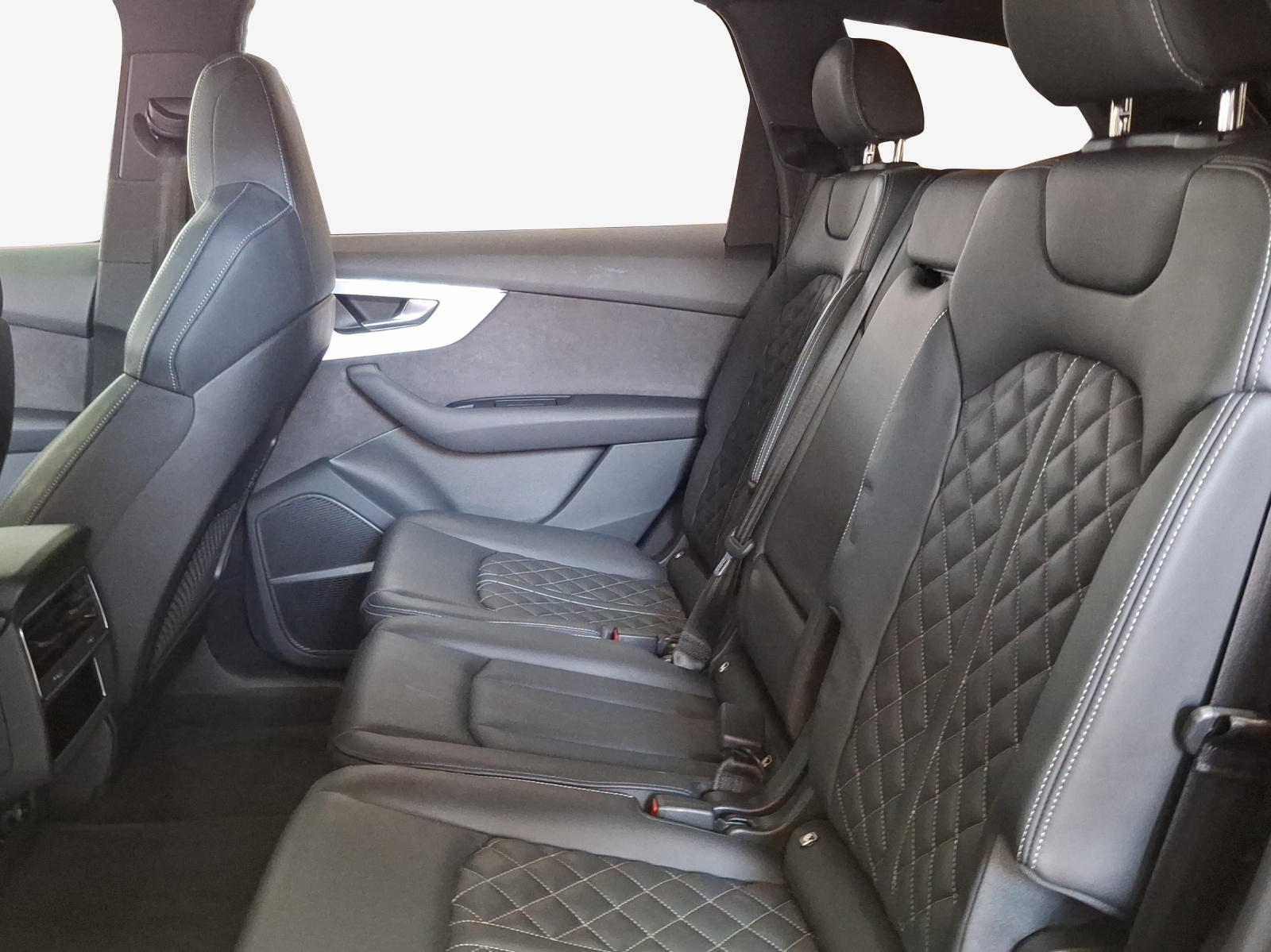 AUDI Q7 SUV TDI quattro 210 kW S Line tiptronic-image-11