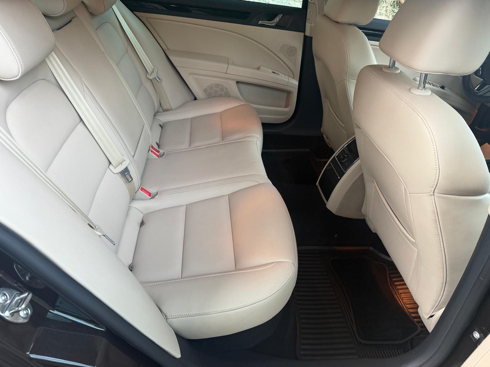 SKODA Superb 2.0 TSI Ambition DSG-image-10