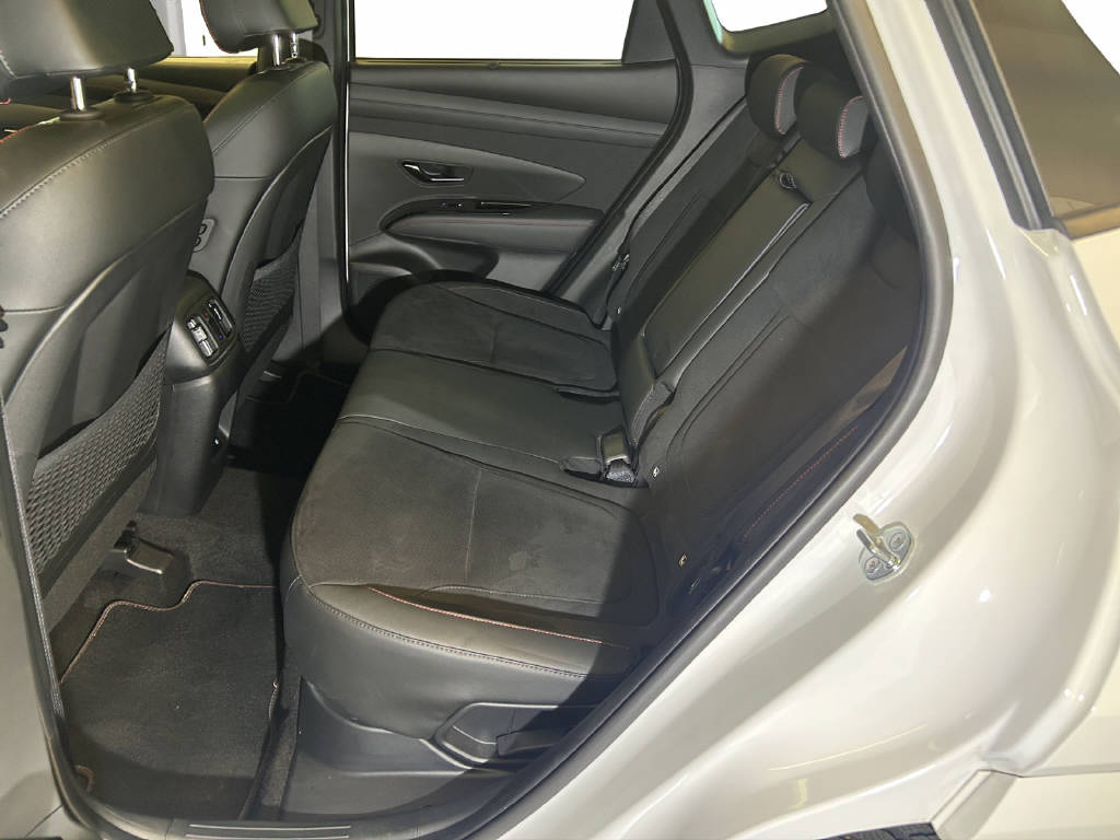 HYUNDAI Tucson 1.6 T-GDi HEV N-Line LUX.pack 4WD-image-11