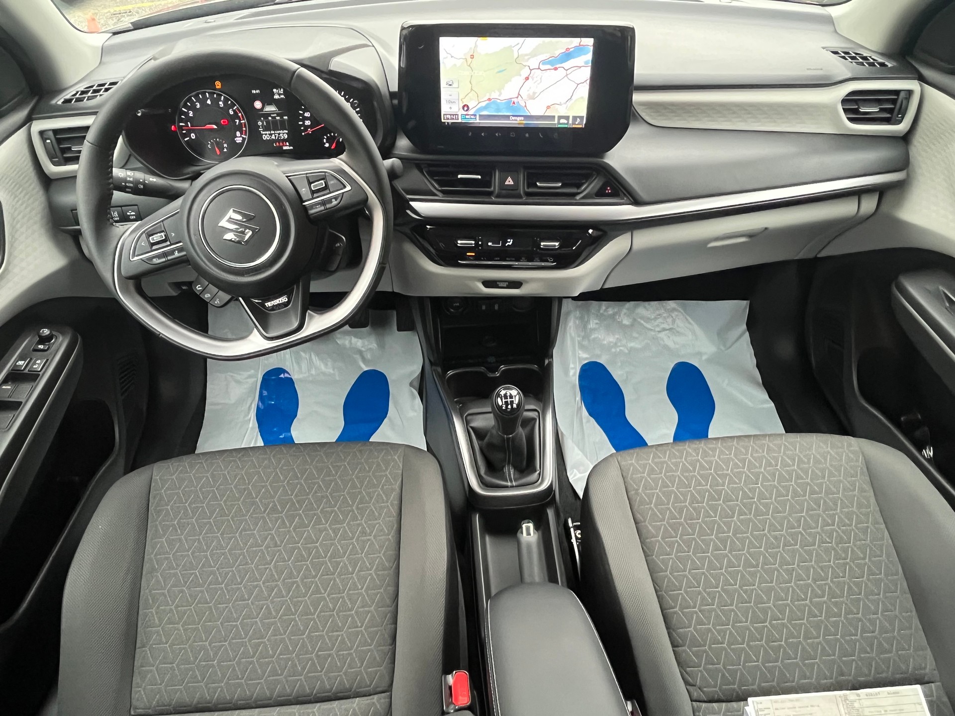 SUZUKI Swift 1.2 Tradizio Top Hybrid 4x4-image-9