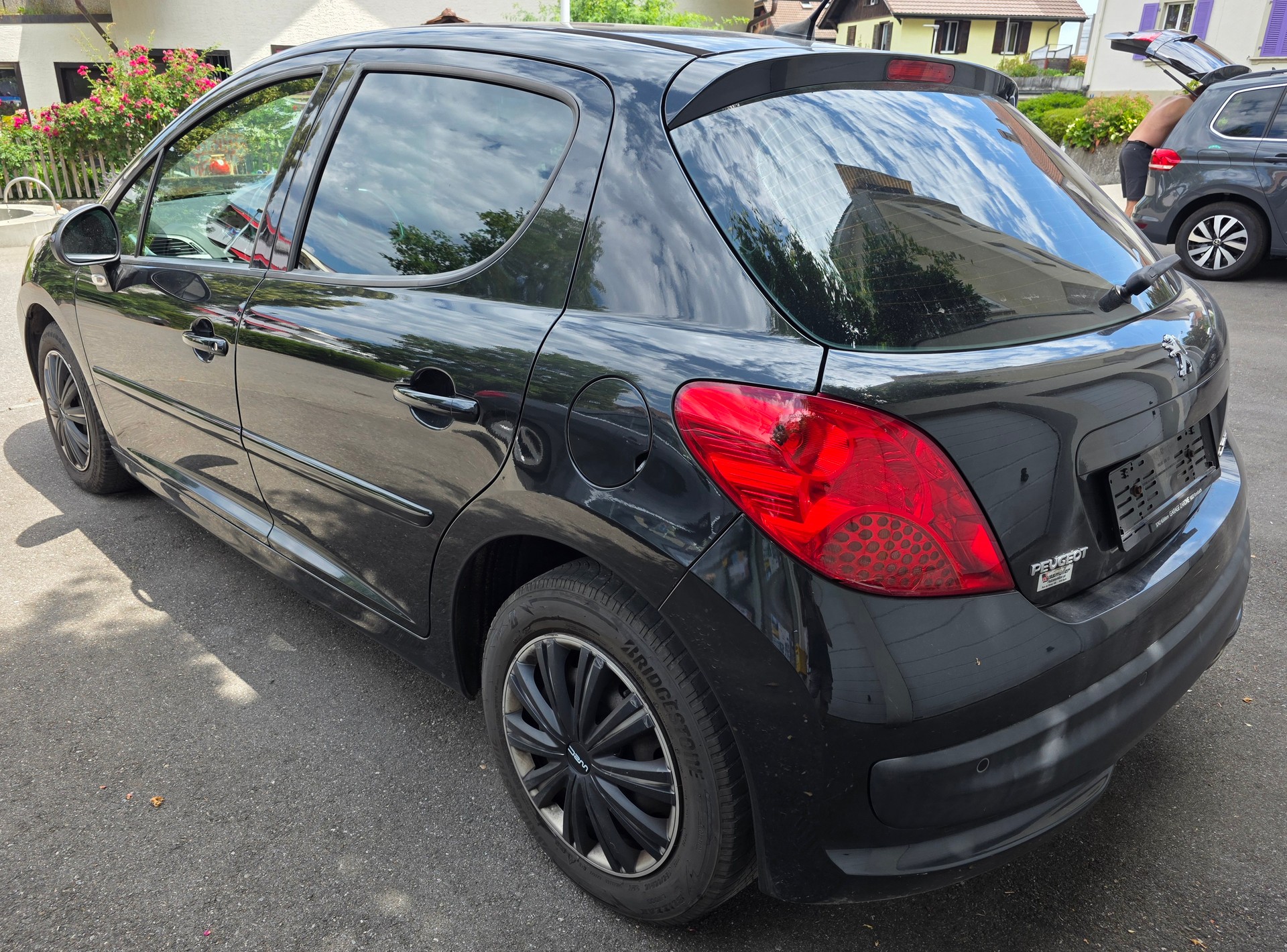 PEUGEOT 207 1.6 16V XS-image-1
